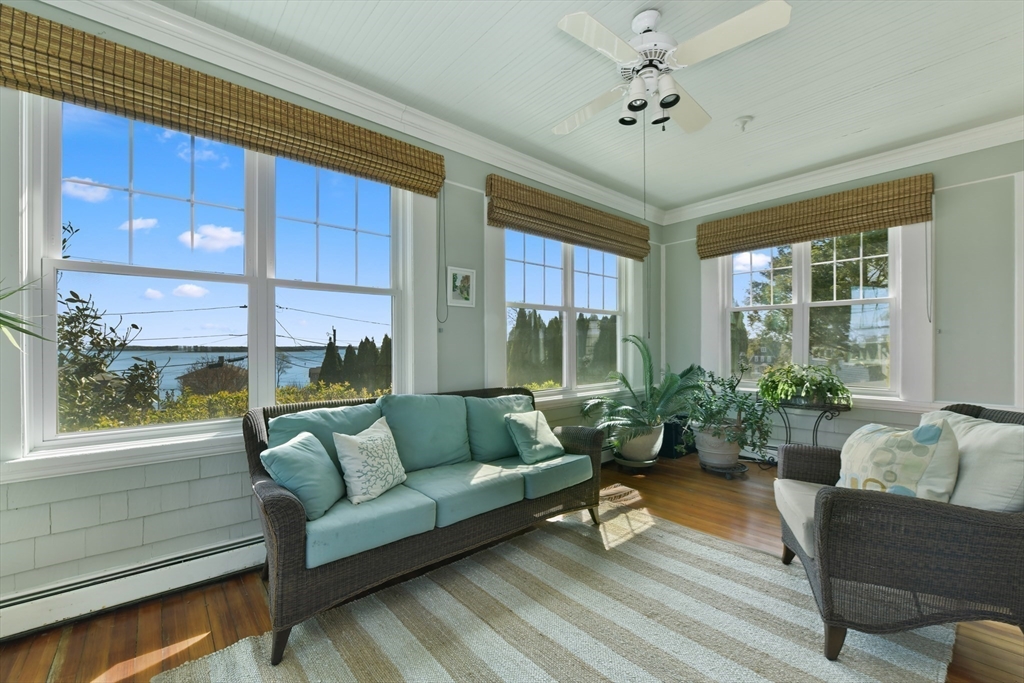 Hull, Massachusetts, 02045, United States, 7 Bedrooms Bedrooms, ,5 BathroomsBathrooms,Residential,For Sale,1794326