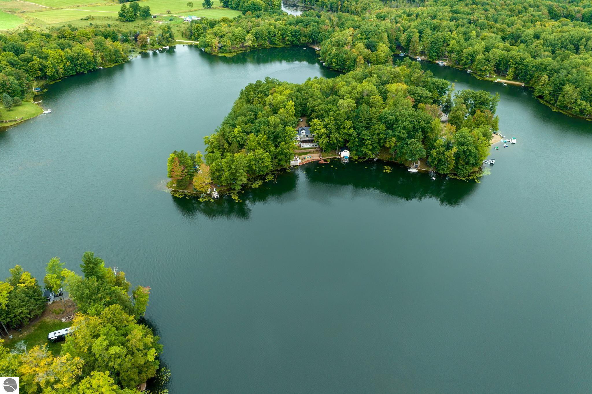 Evart, Michigan, 49631, United States, 4 Bedrooms Bedrooms, ,2 BathroomsBathrooms,Residential,For Sale,1758726