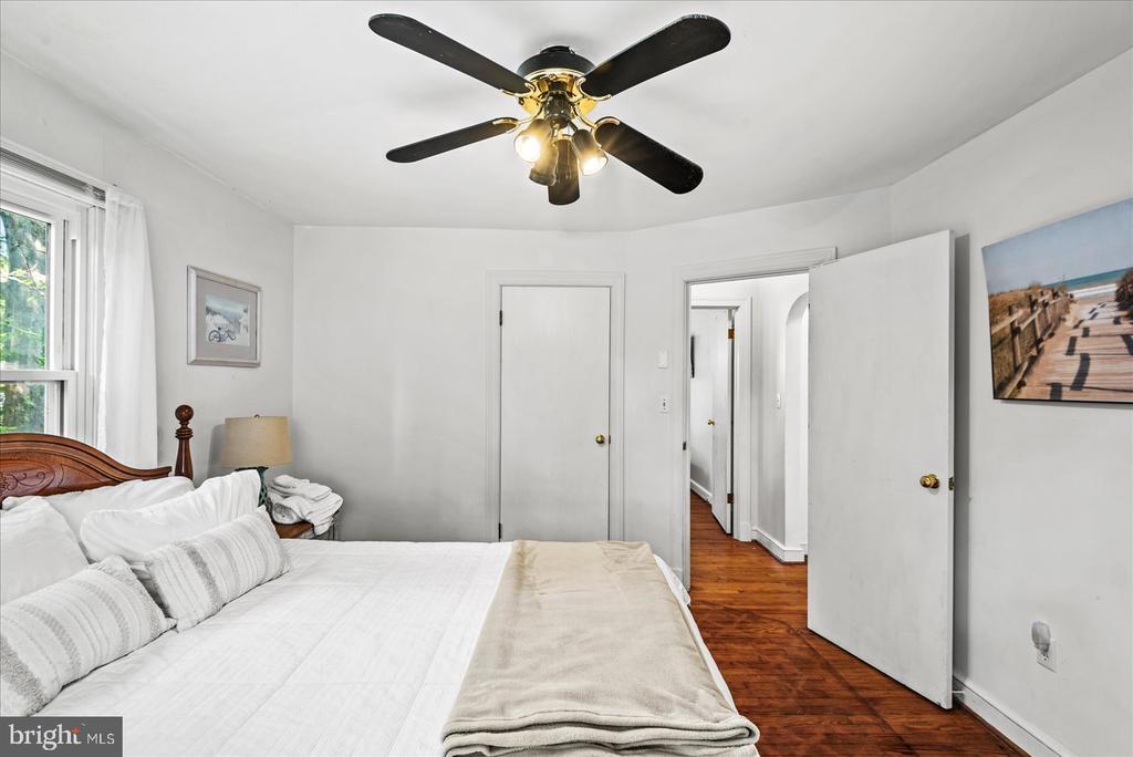 Colonial Beach, Virginia, 22443, United States, 4 Bedrooms Bedrooms, ,3 BathroomsBathrooms,Residential,For Sale,1905965