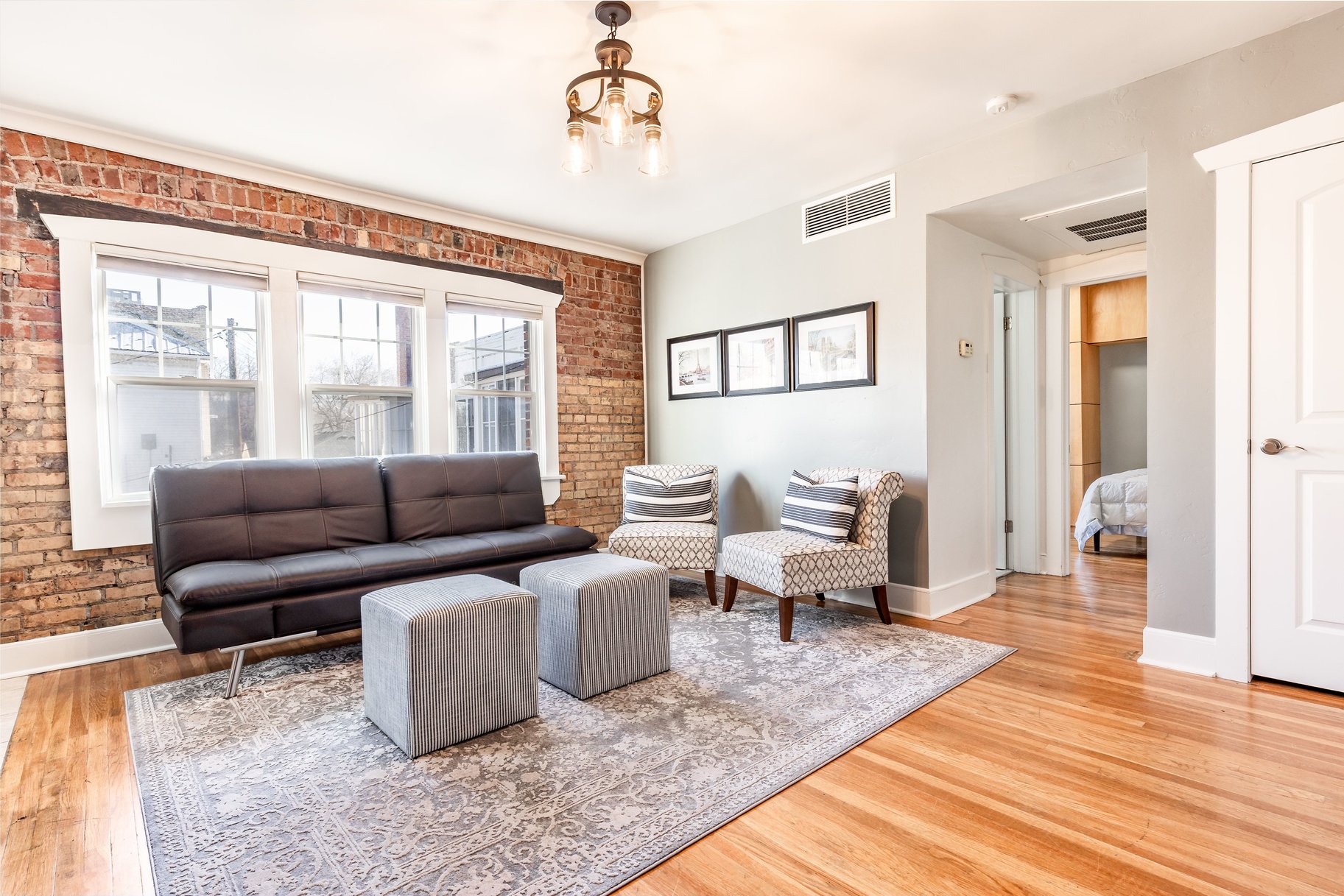  Charming Top Floor Condo Unit in Historic Downtown Building - 物件實景