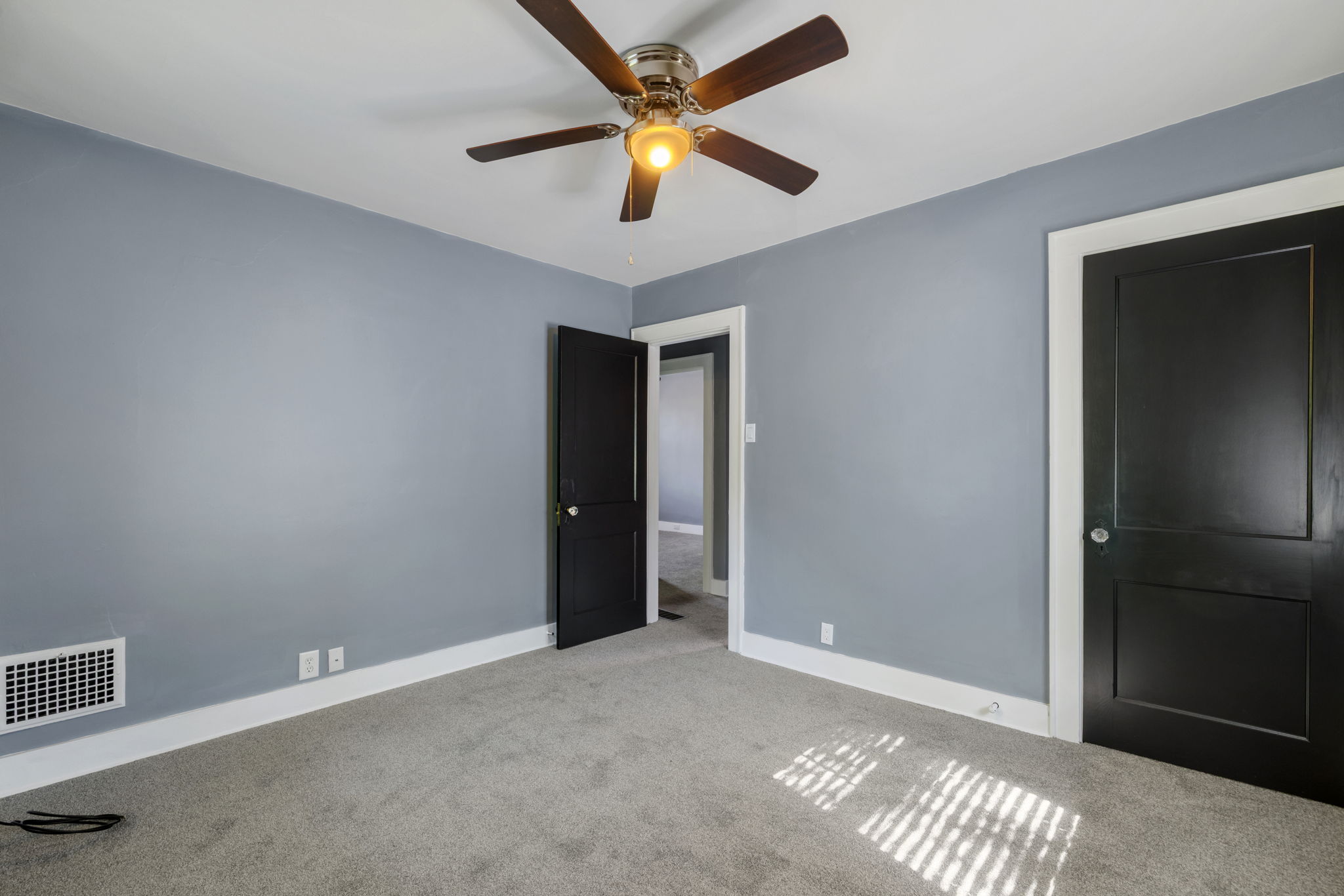  47 Estella Avenue, Pittsburgh, PA 15211 - 物件實景