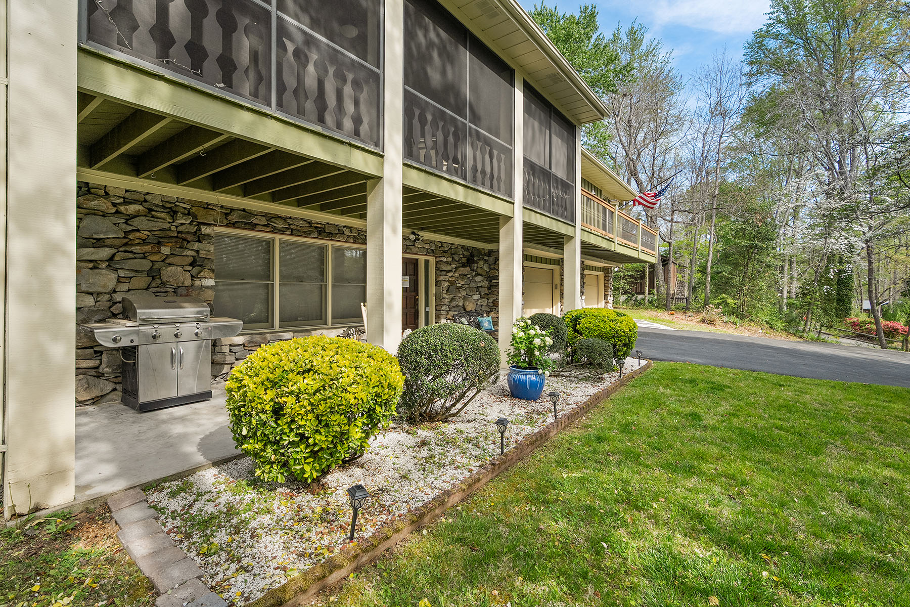  HENDERSONVILLE - 物件實景