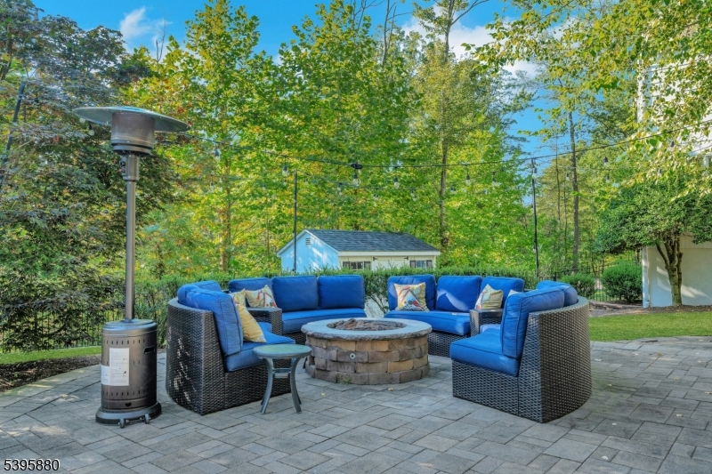 Morris Twp., New Jersey, 07960, United States, 4 Bedrooms Bedrooms, ,4 BathroomsBathrooms,Residential,For Sale,1989461