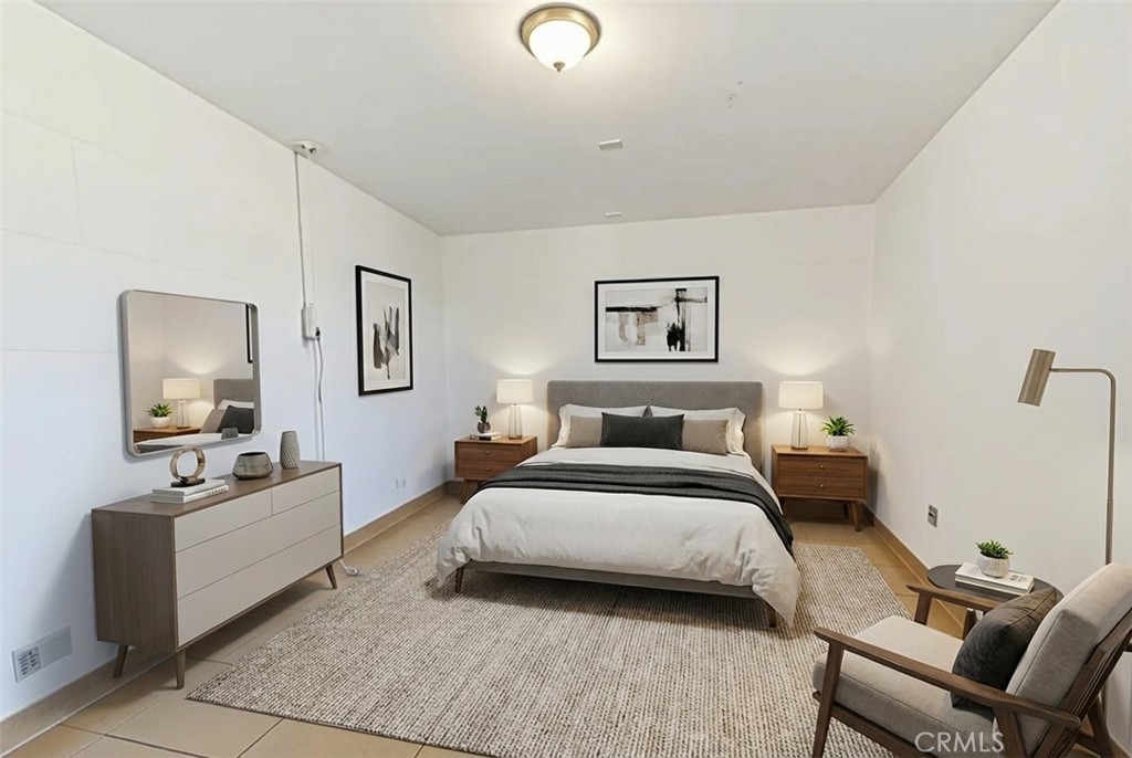 Los Angeles, California, 90063, United States, 5 Bedrooms Bedrooms, ,Residential,For Sale,2014763
