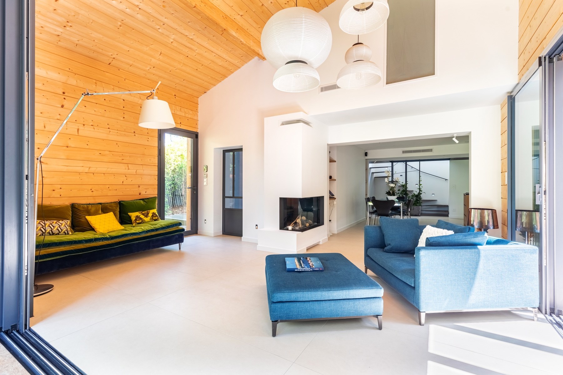  Exclusive – Authentic Renovated Gaume Villa Just 290 Metres from the Beach - 物件實景
