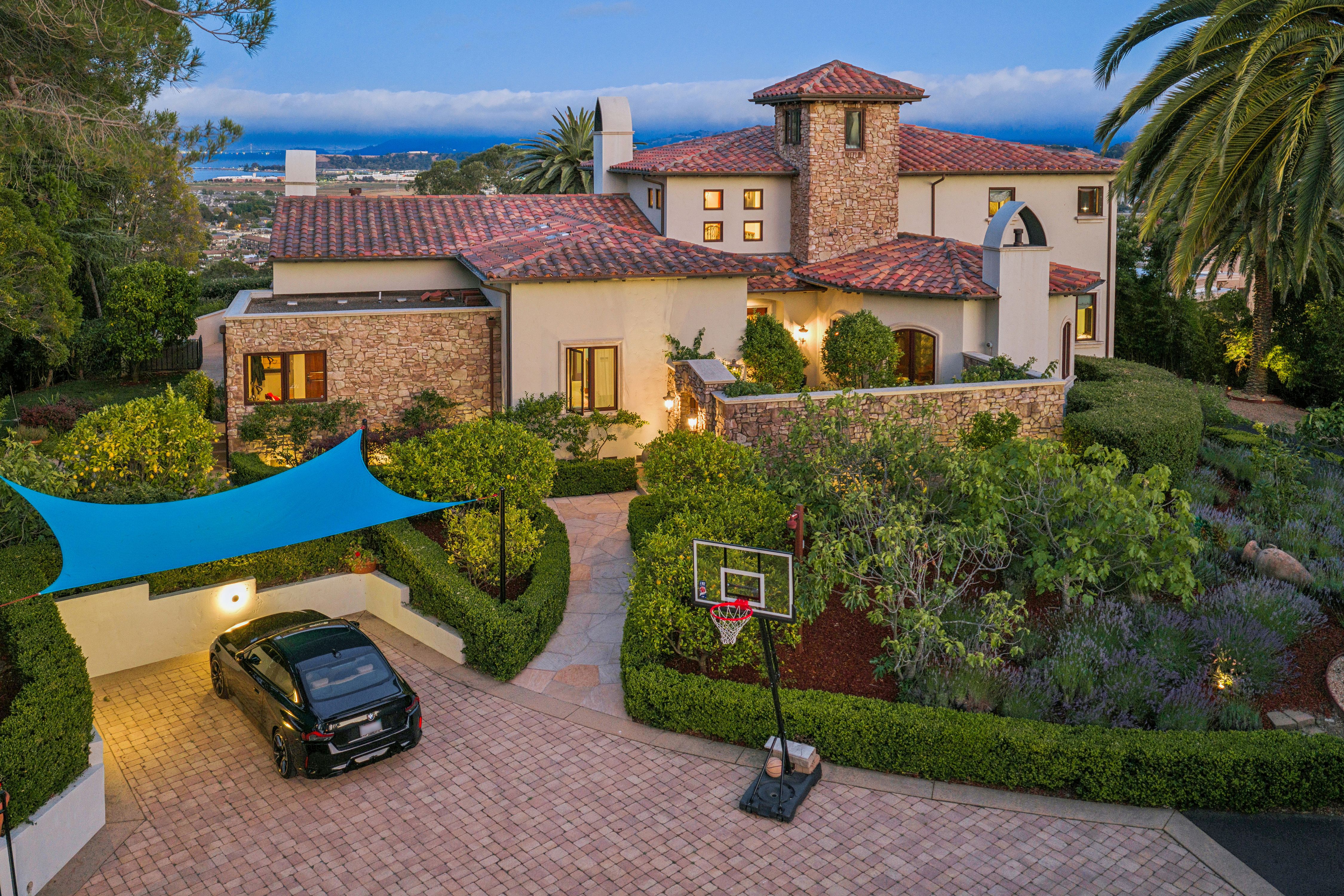  Extraordinary Estate with Panoramic Bay and Mountain Vistas - 物件實景