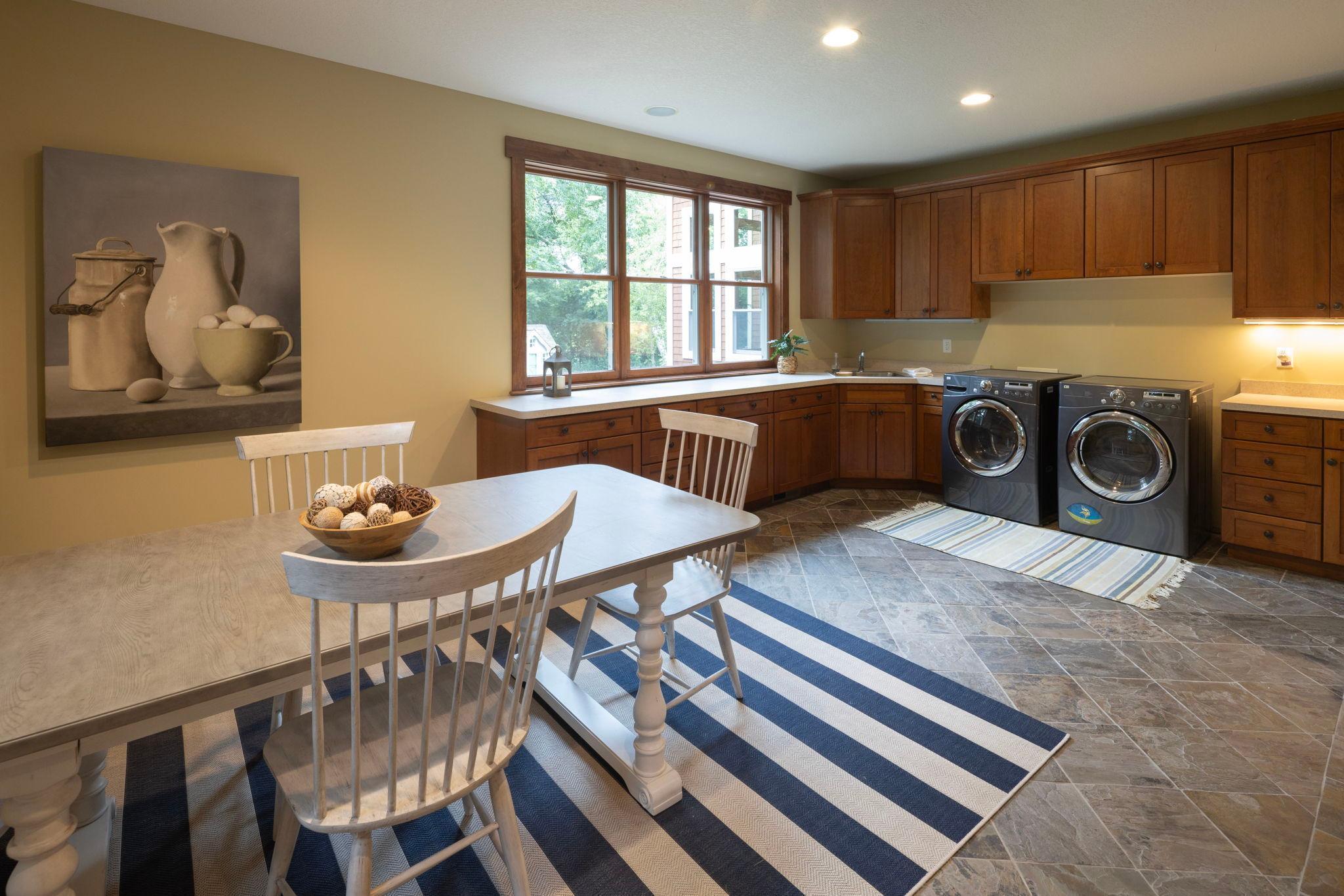 Minnetrista, Minnesota, 55364, United States, 5 Bedrooms Bedrooms, ,5 BathroomsBathrooms,Residential,For Sale,1891074