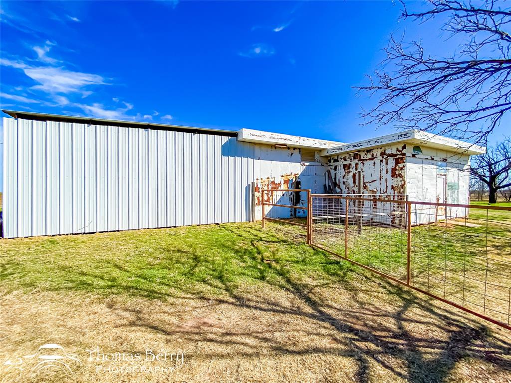 Stamford, Texas, 79553, United States, 3 Bedrooms Bedrooms, ,3 BathroomsBathrooms,Residential,For Sale,1696805