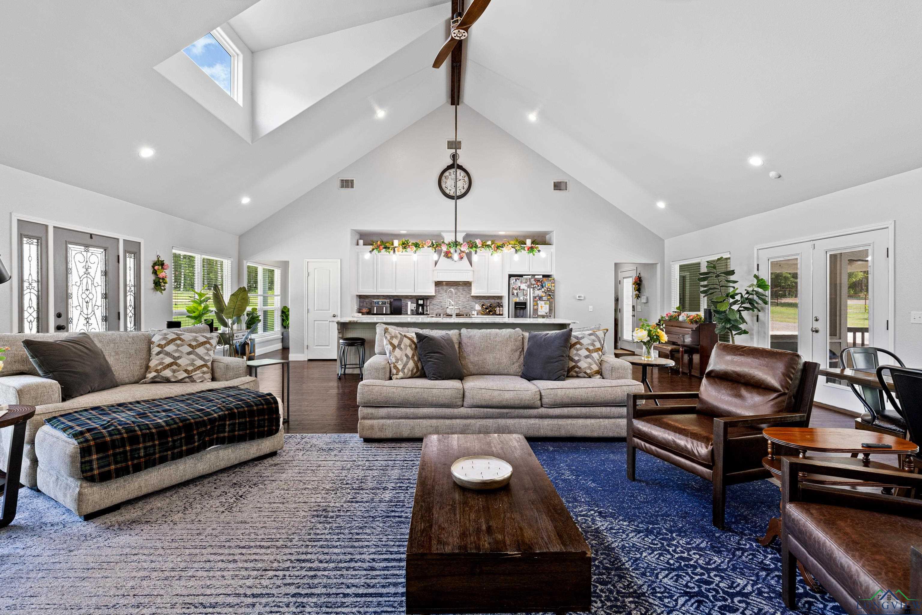 Winona, Texas, 75792, United States, 3 Bedrooms Bedrooms, ,2 BathroomsBathrooms,Residential,For Sale,1866525