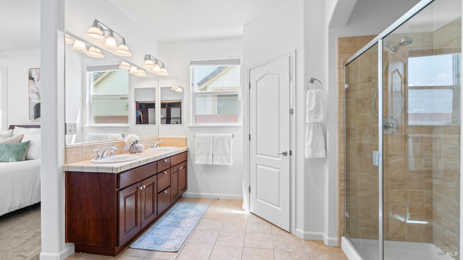 Vacaville, California, 95687, United States, 2 Bedrooms Bedrooms, ,2 BathroomsBathrooms,Residential,For Sale,1911882