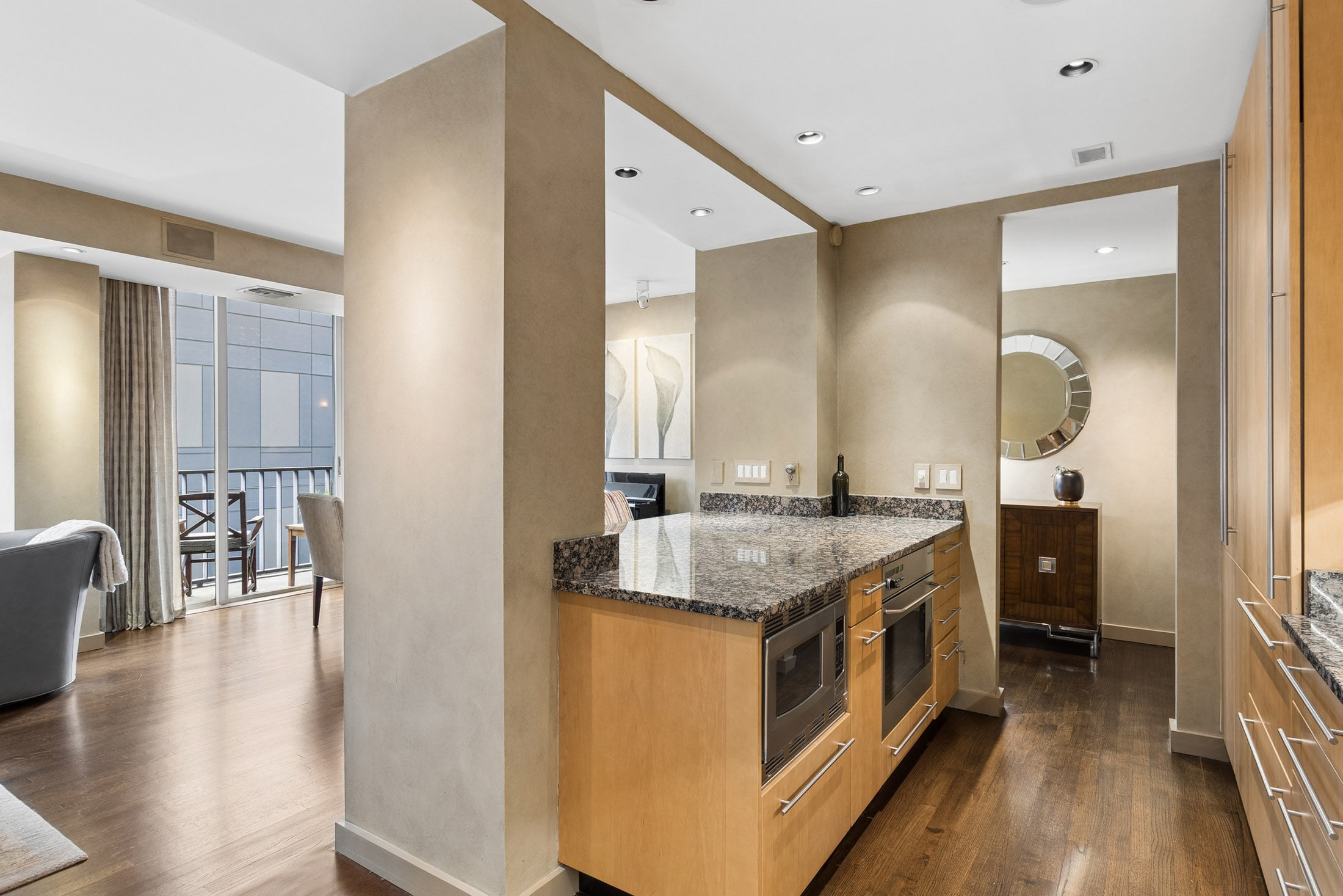  Embrace Midtown Living at Colony House - 物件實景