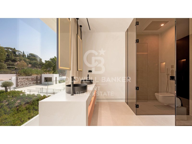 M?laga, Marbella, Nag?eles-Milla de Oro M?laga, Ma, Marbella, Andalusia, ES, 4 Bedrooms Bedrooms, ,4 BathroomsBathrooms,Residential,For Sale,M?laga, Marbella, Nag?eles-Milla de Oro M?laga, Ma,1647020