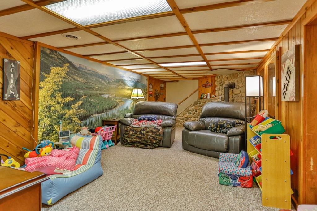 Wausau, Wisconsin, 54401, United States, 3 Bedrooms Bedrooms, ,3 BathroomsBathrooms,Residential,For Sale,1874102