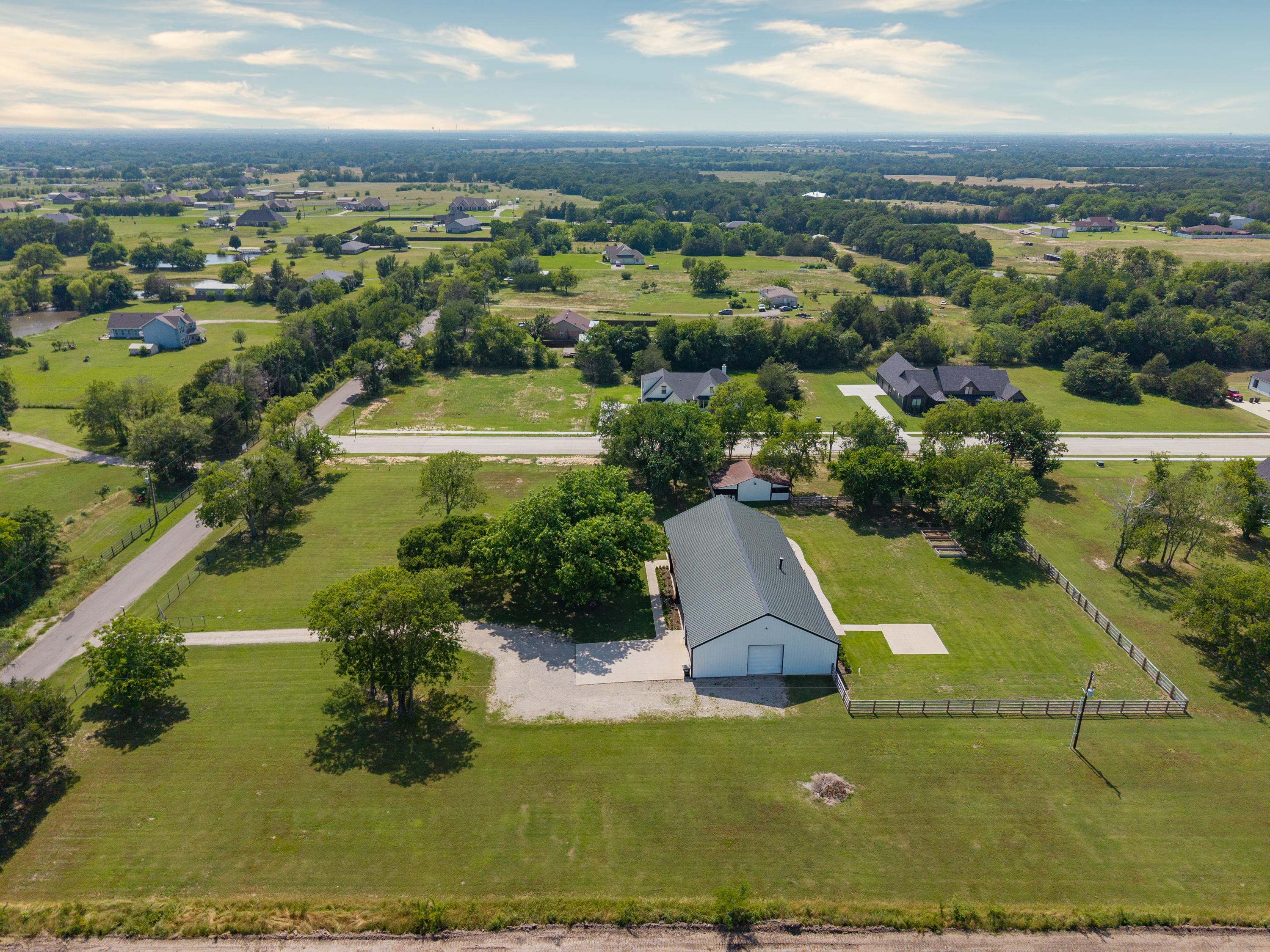 Caddo Mills, Texas, 75135, United States, 4 Bedrooms Bedrooms, ,3 BathroomsBathrooms,Residential,For Sale,1915127