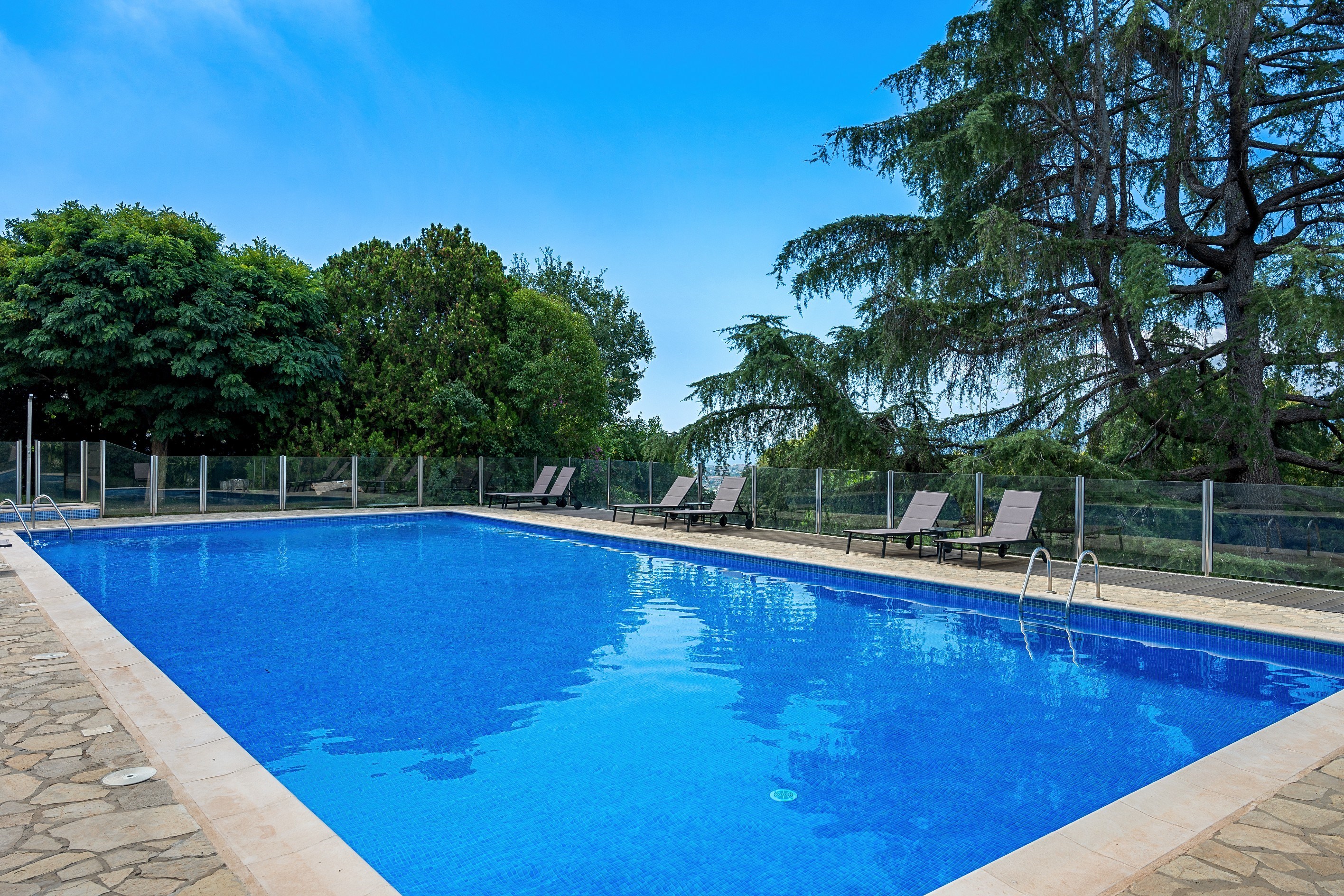  LE CANNET RESIDENTIEL-ELEGANT TWO BEDROOM APARTMENT TO RENOVATE WITH SEA AND ES… - 物件實景