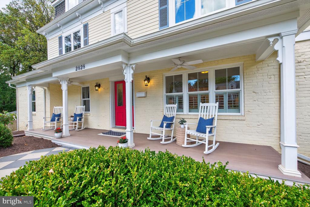 Arlington, Virginia, 22213, United States, 5 Bedrooms Bedrooms, ,5 BathroomsBathrooms,Residential,For Sale,1982488