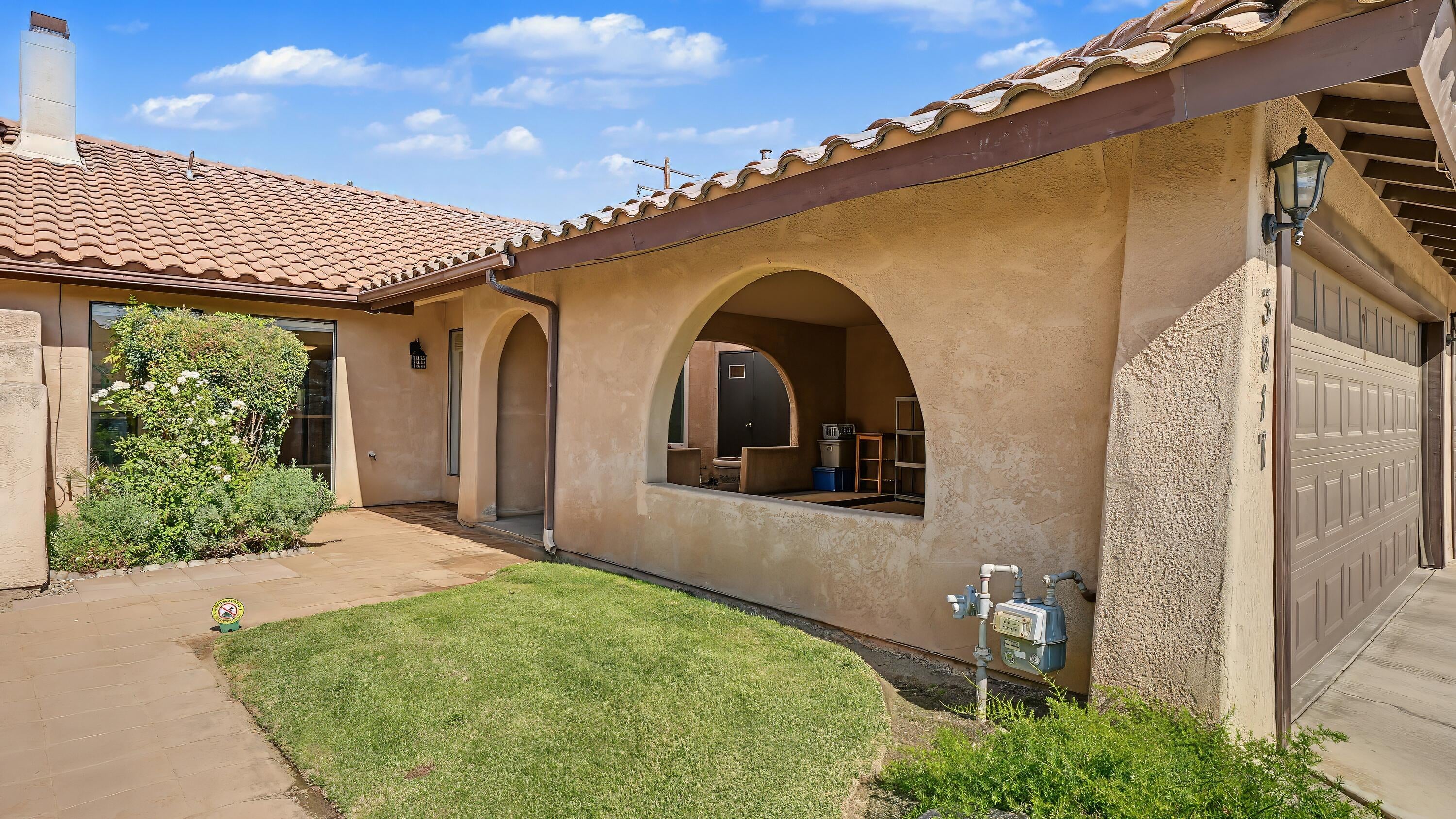 Damsen Ave, Visalia, CA 93291