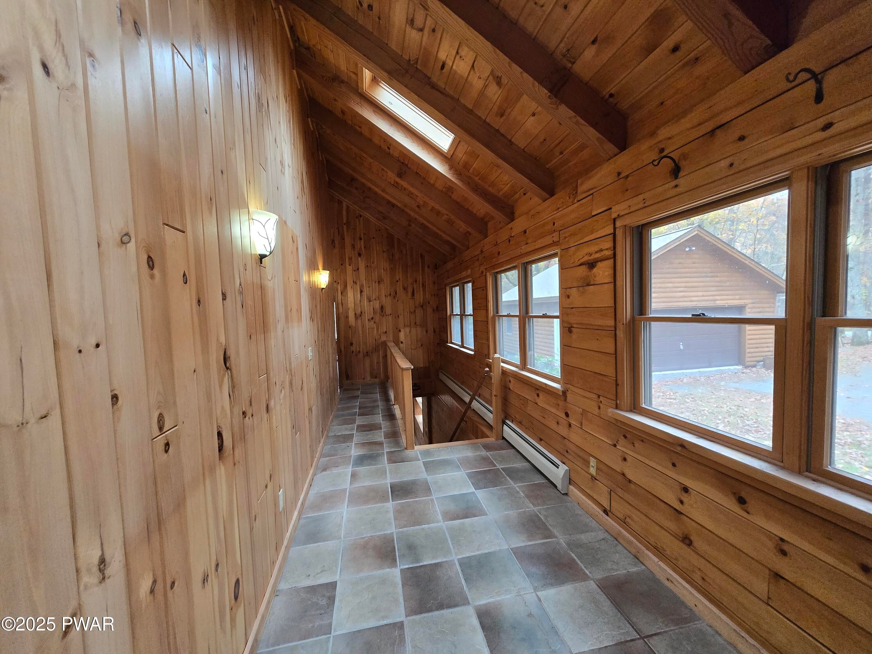 Lords Valley, Pennsylvania, 18428, United States, 5 Bedrooms Bedrooms, ,4 BathroomsBathrooms,Residential,For Sale,1977251