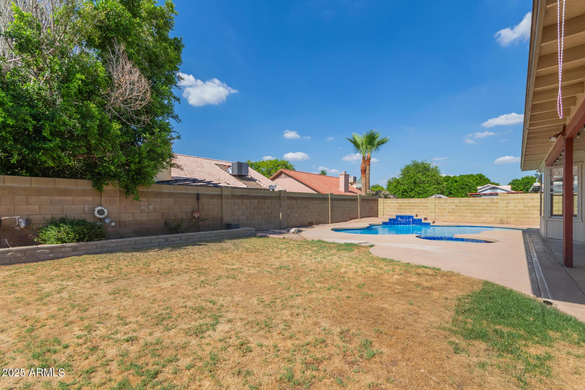 Peoria, Arizona, 85381, United States, 4 Bedrooms Bedrooms, ,3 BathroomsBathrooms,Residential,For Sale,1927845