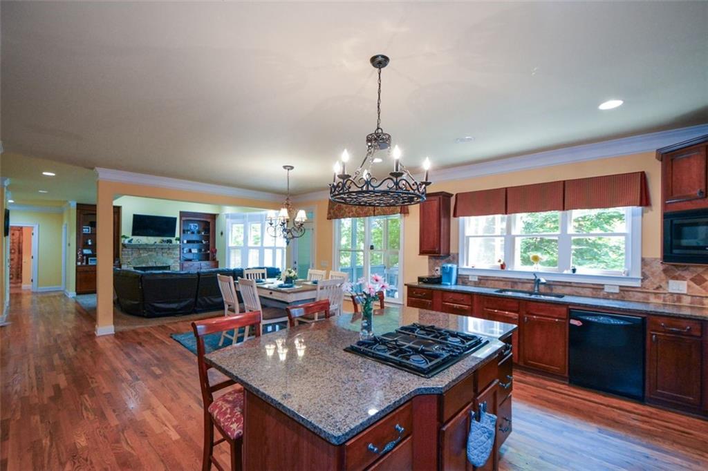 Dacula, Georgia, 30019, United States, 5 Bedrooms Bedrooms, ,5 BathroomsBathrooms,Residential,For Sale,1918708