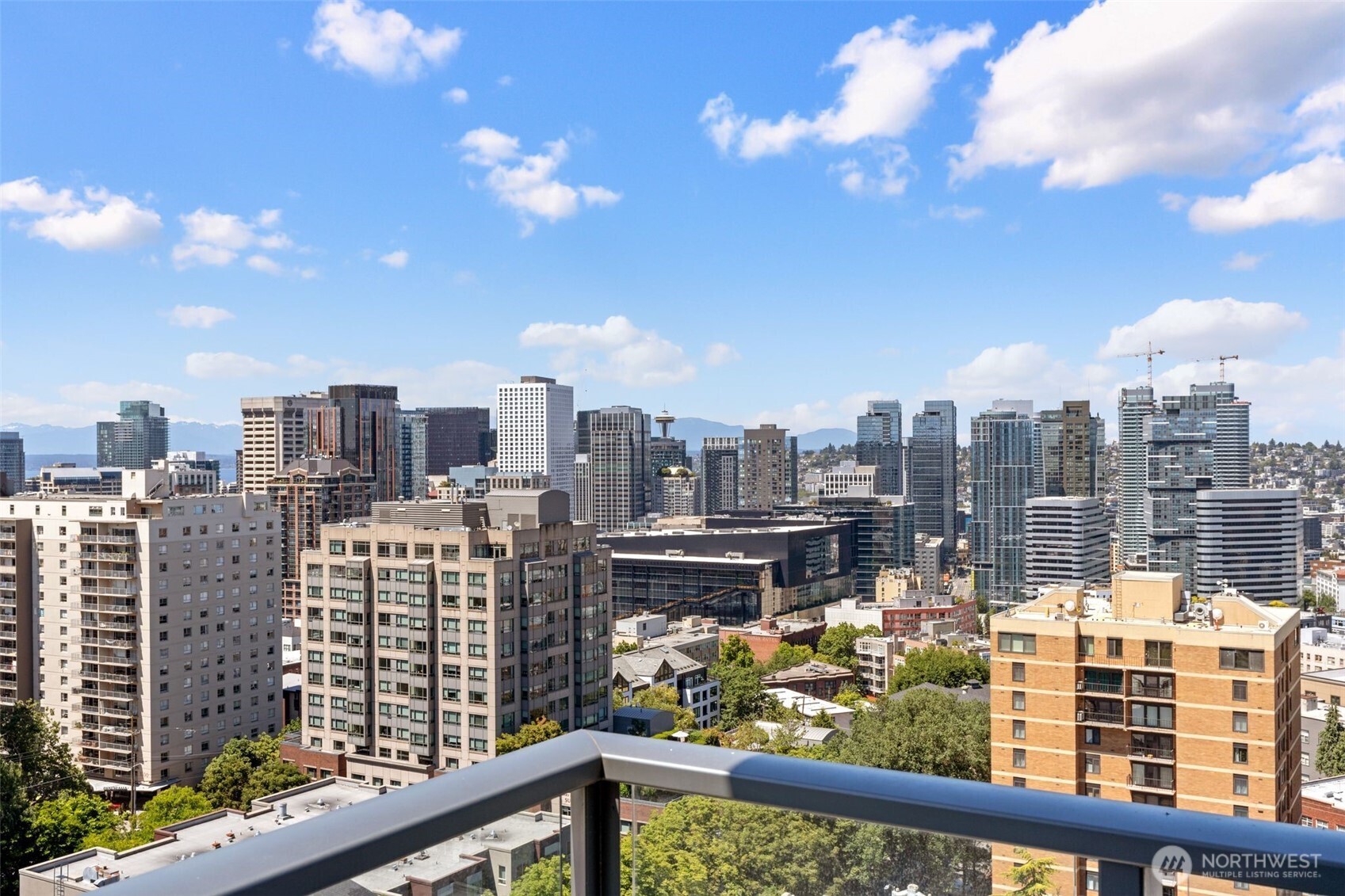 Seattle, Washington, 98101, United States, 2 Bedrooms Bedrooms, ,1 BathroomBathrooms,Residential,For Sale,1897094