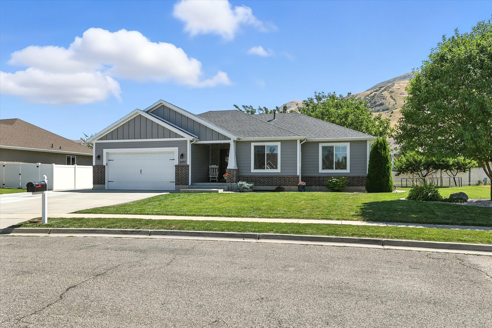 Perry, Utah, 84302, United States, 6 Bedrooms Bedrooms, ,3 BathroomsBathrooms,Residential,For Sale,1903790
