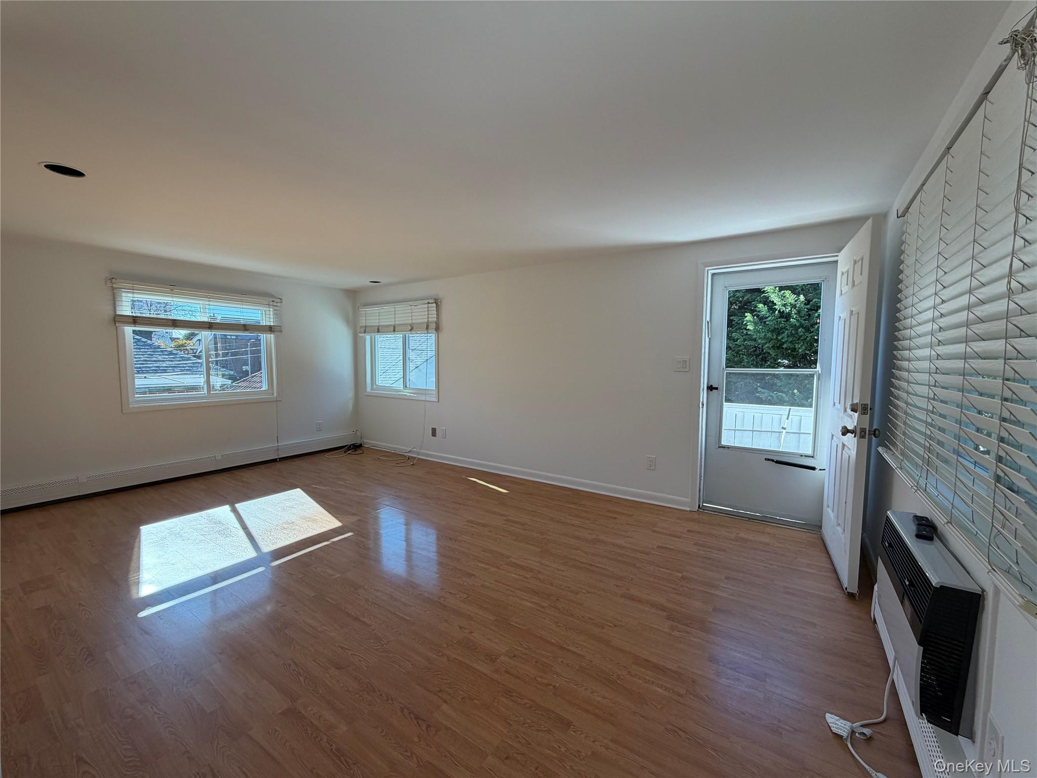 Long Beach, New York, 11561, United States, 5 Bedrooms Bedrooms, ,4 BathroomsBathrooms,Residential,For Sale,1989696