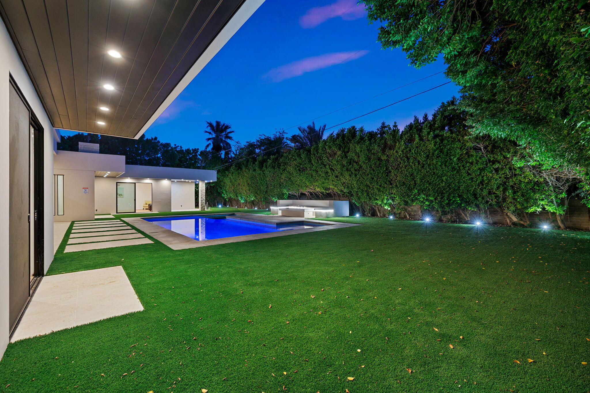 Palm Springs, California, 92262, United States, 5 Bedrooms Bedrooms, ,4 BathroomsBathrooms,Residential,For Sale,1805387