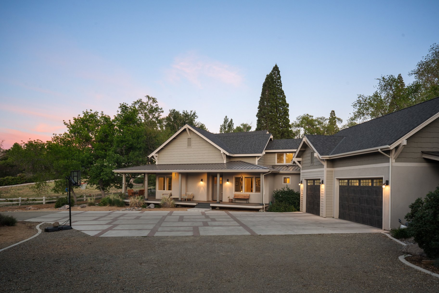  Refined living on one of Reno