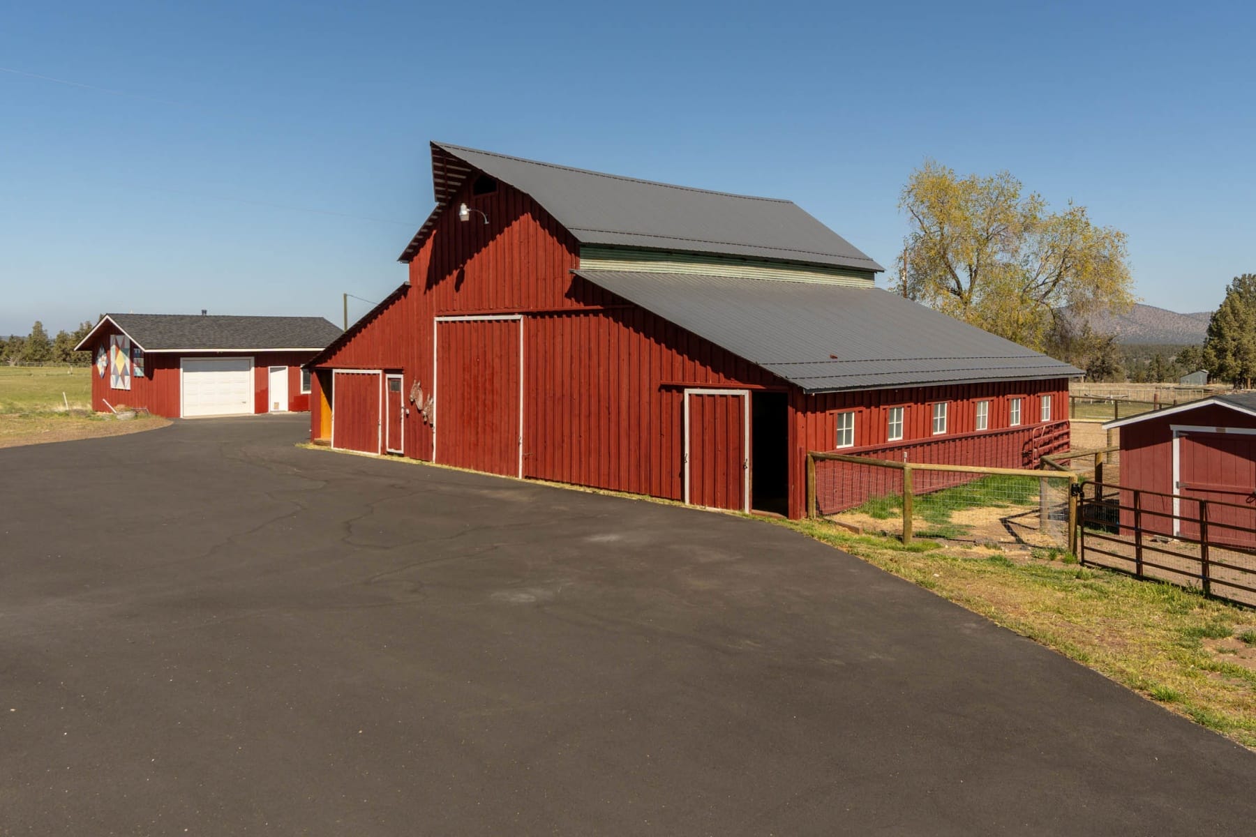  20900 SW Young Avenue Bend, OR 97703 - 物件實景