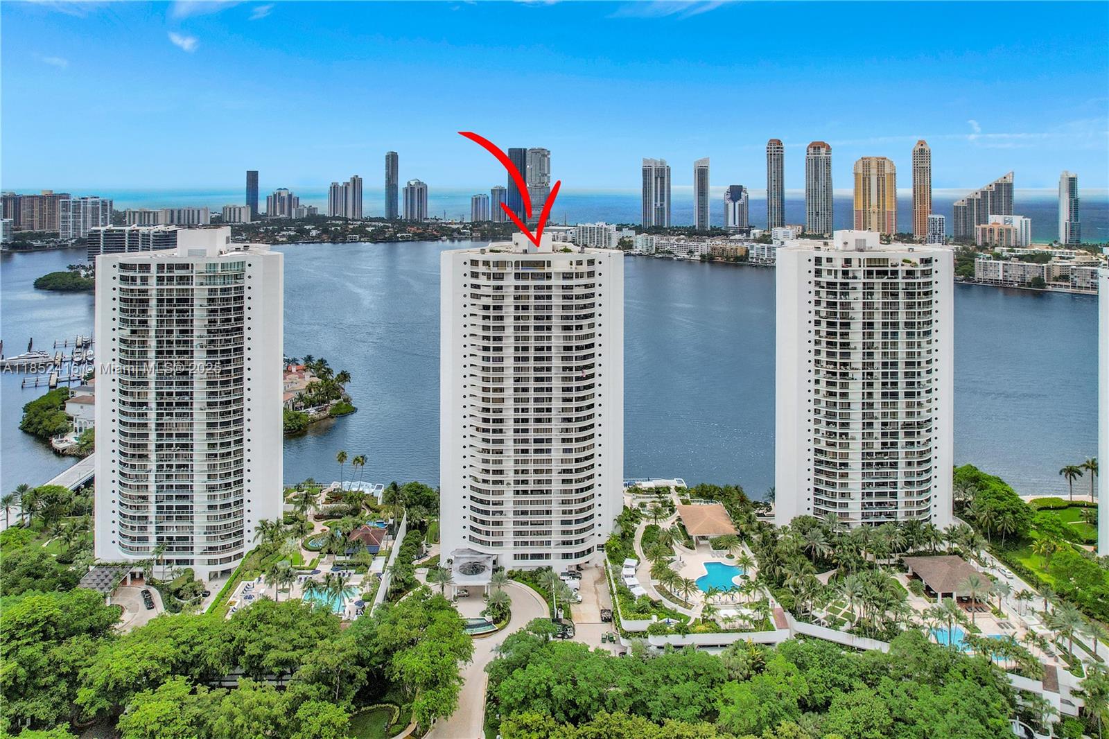 Aventura, Florida, 33160, United States, 2 Bedrooms Bedrooms, ,2 BathroomsBathrooms,Residential,For Sale,1908506