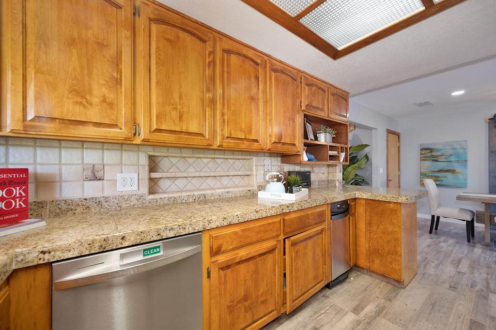 Applegate, California, 95703, United States, 3 Bedrooms Bedrooms, ,3 BathroomsBathrooms,Residential,For Sale,1912050