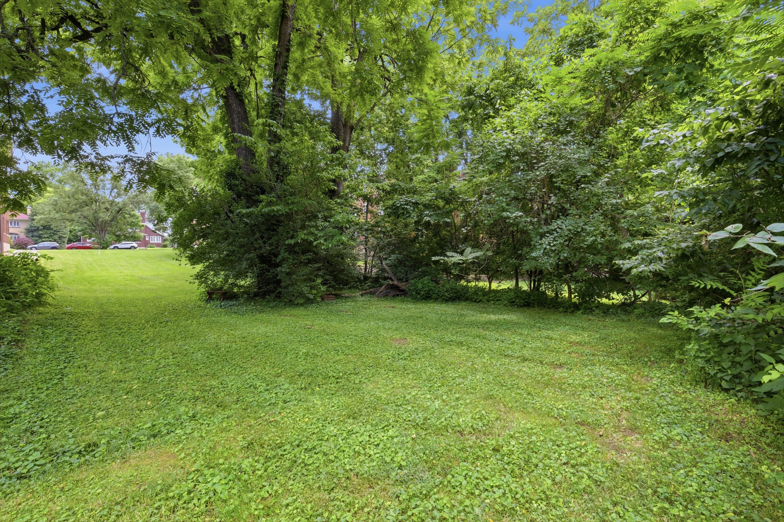  2055 Douglass Boulevard, Louisville, KY 40205 - 物件實景