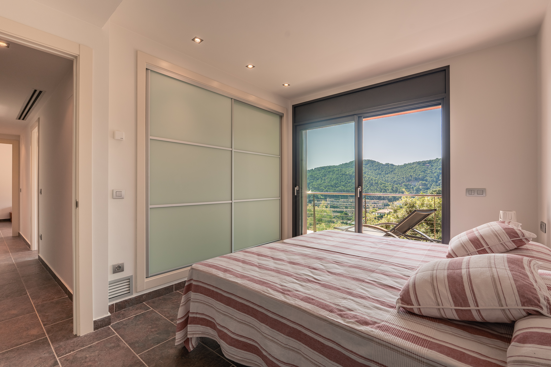  Corner townhouse with pool and sea views near Sa Riera, Begur - 物件實景