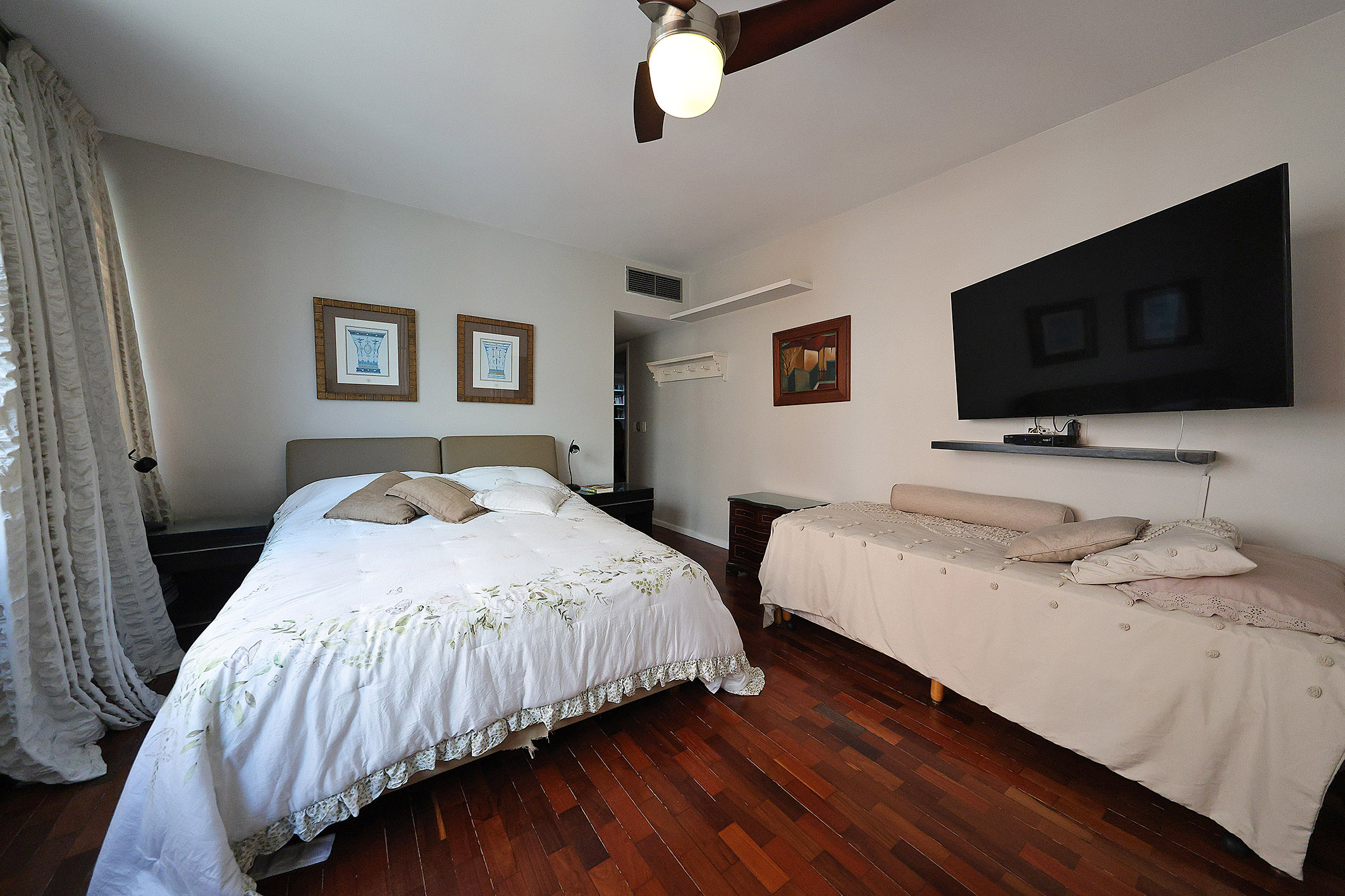  Oceanfront Apartment in a Full-Service Condominium - 物件實景