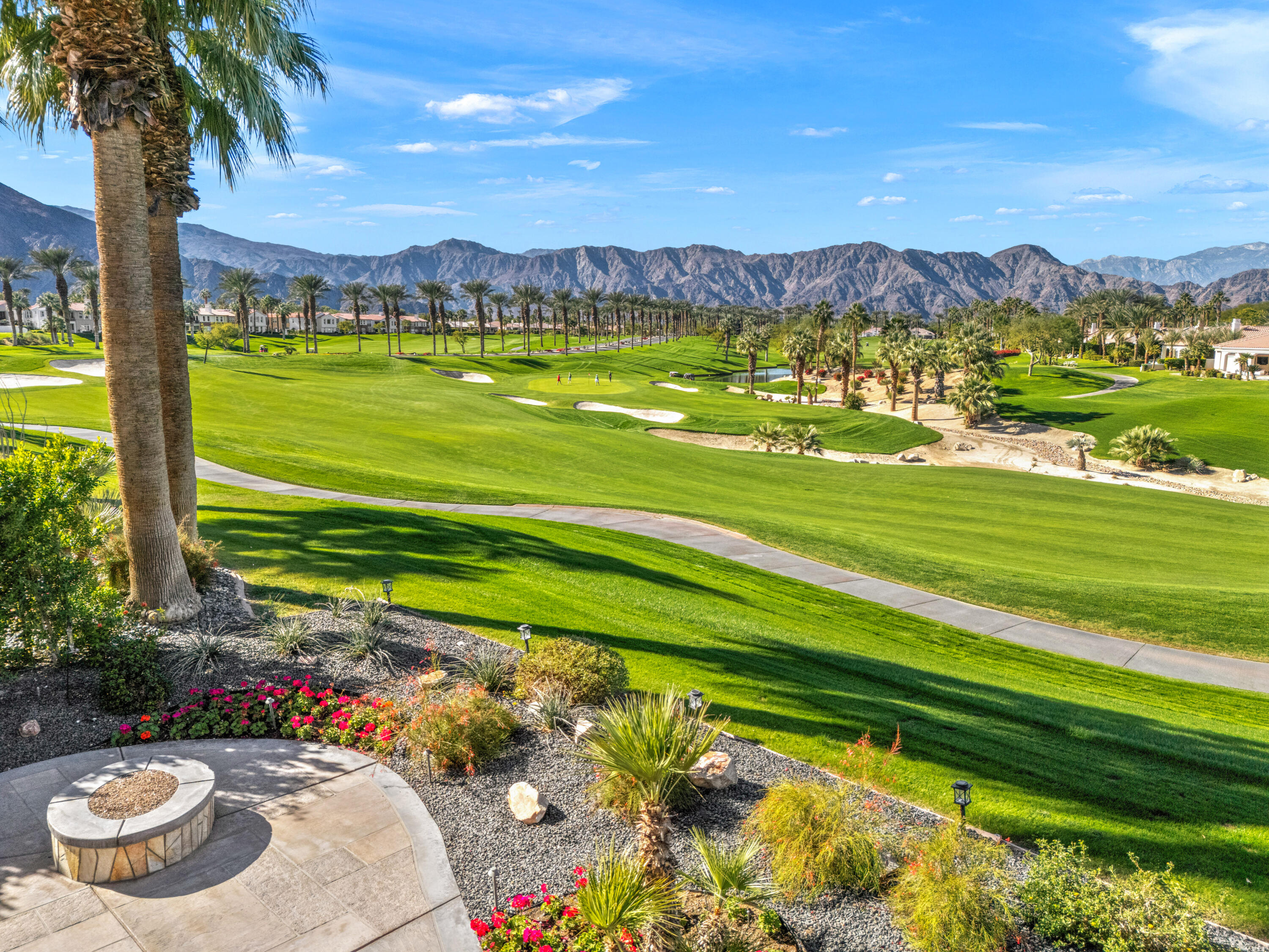 La Quinta, California, 92253, United States, 3 Bedrooms Bedrooms, ,4 BathroomsBathrooms,Residential,For Sale,2002197