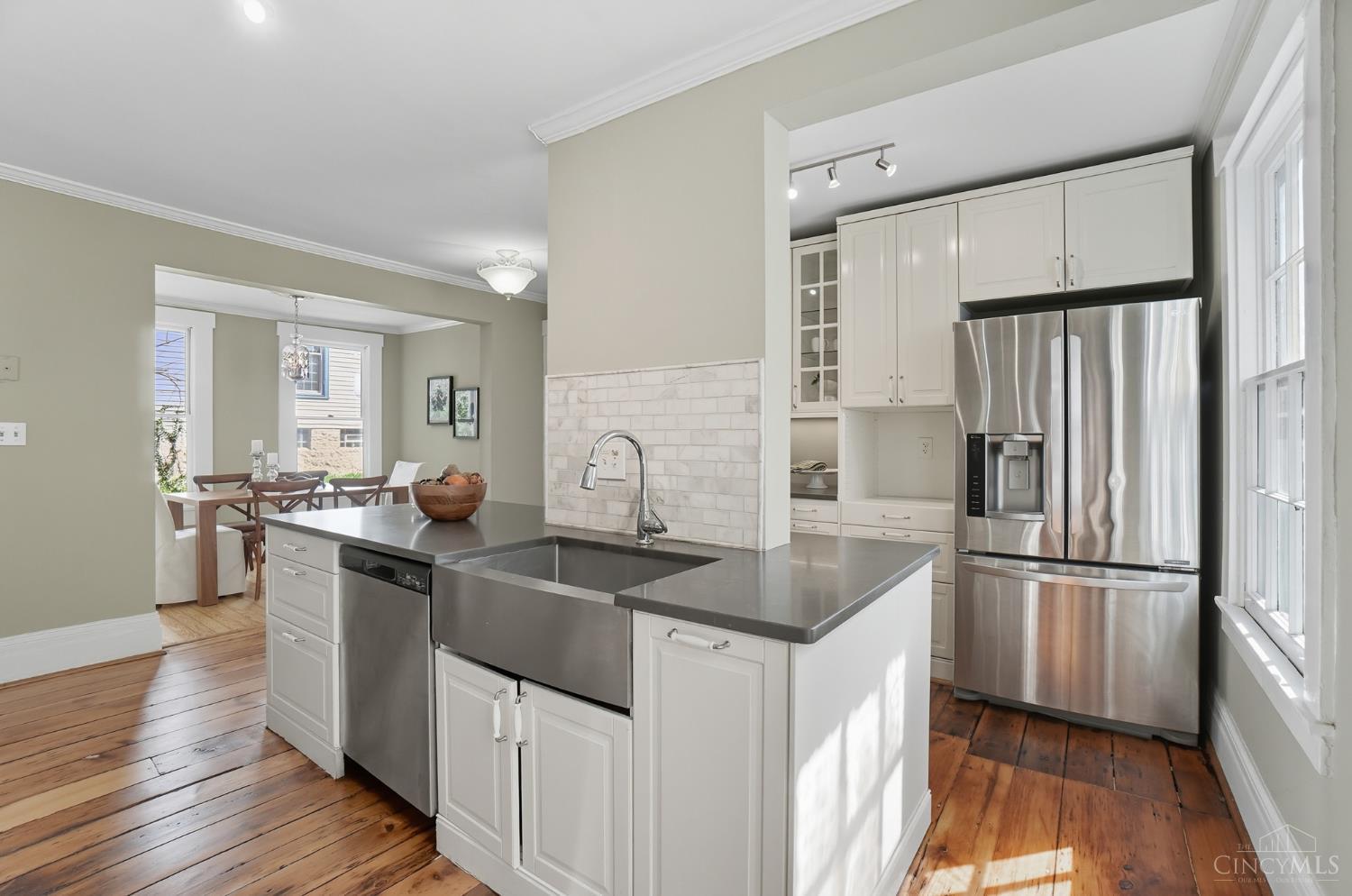 Cincinnati, Ohio, 45226, United States, ,Residential,For Sale,1996186