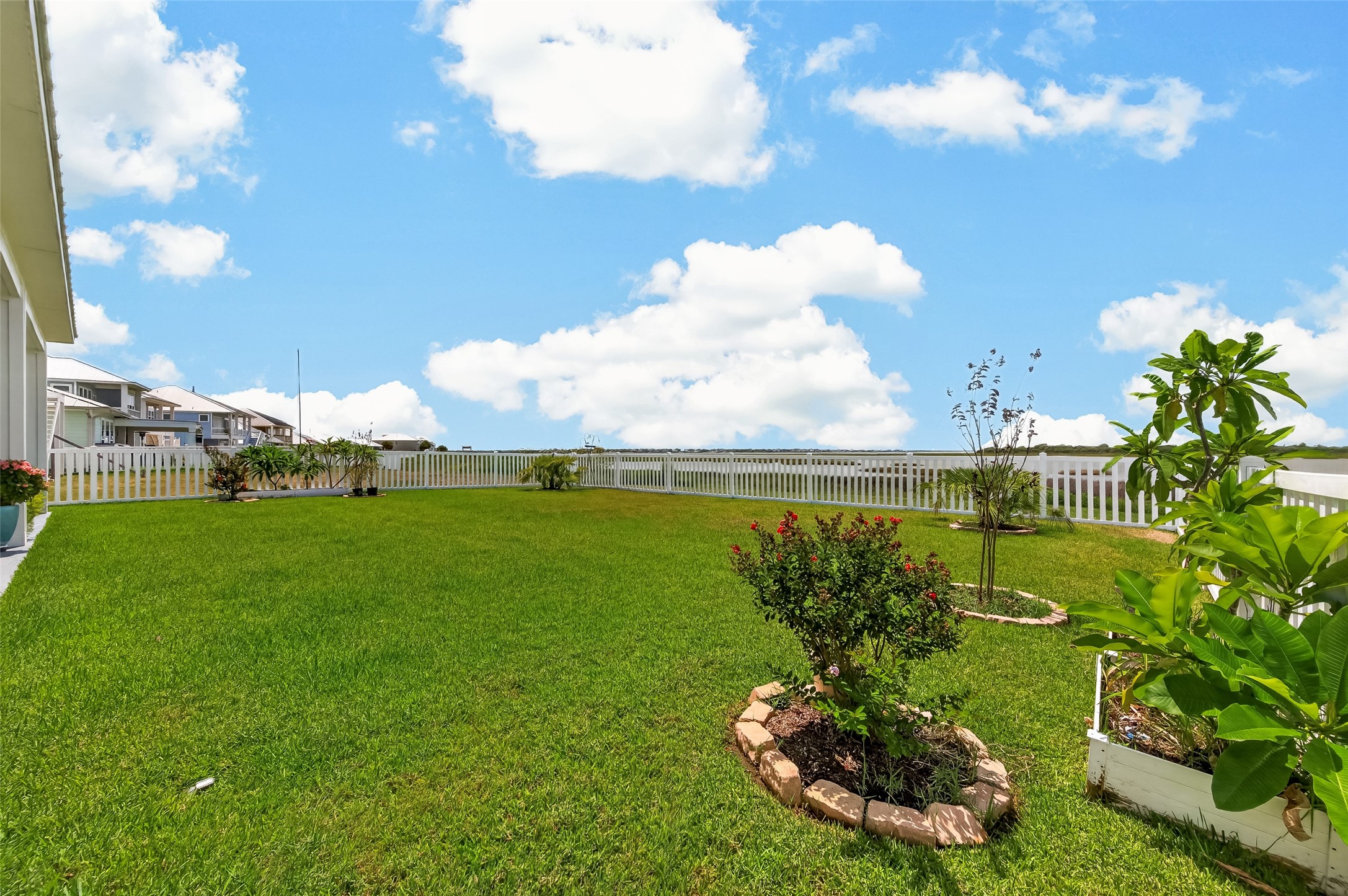  5208 Allen Cay Drive - 物件實景