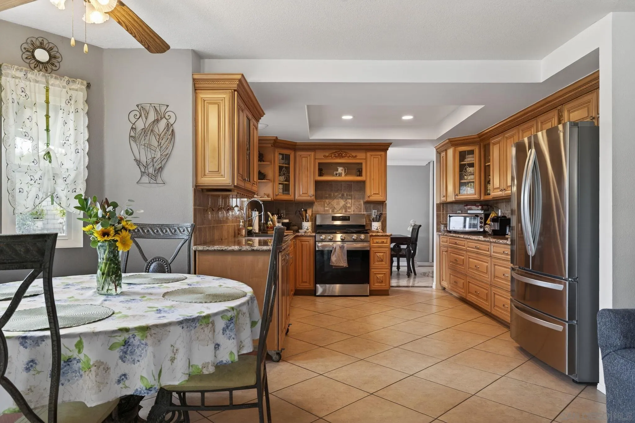 Camarillo, California, 93010, United States, 5 Bedrooms Bedrooms, ,4 BathroomsBathrooms,Residential,For Sale,2001849