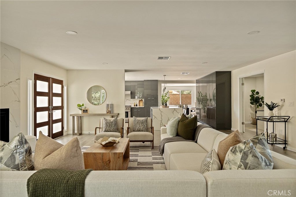 Redlands, California, 92373, United States, 4 Bedrooms Bedrooms, ,4 BathroomsBathrooms,Residential,For Sale,1900605