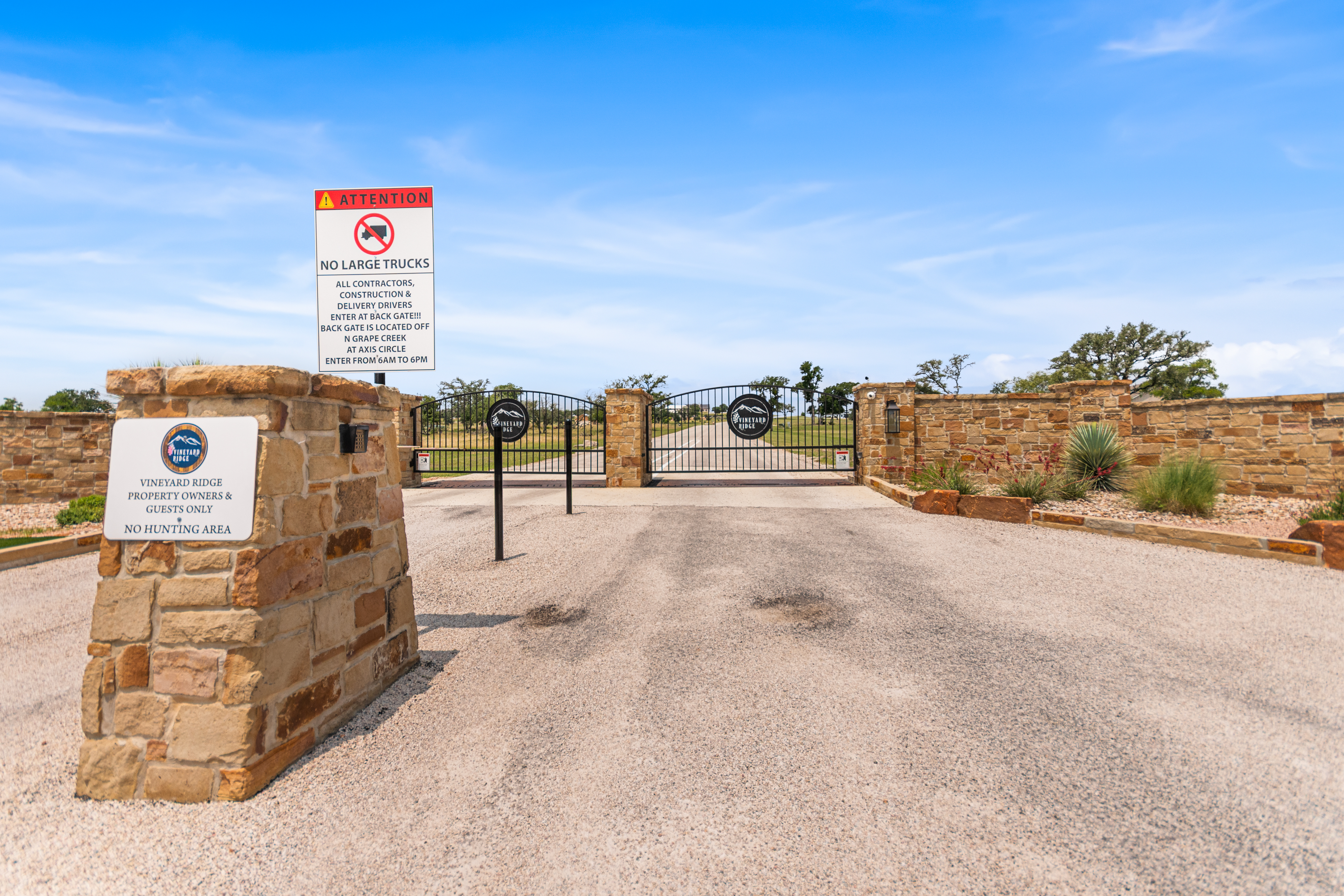  GREAT BUILD SITE IN A GORGEOUS GATED SUBDIVISION - 物件實景