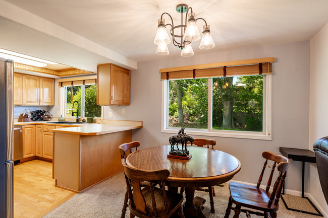 Buffalo, Wyoming, 82834, United States, 5 Bedrooms Bedrooms, ,2 BathroomsBathrooms,Residential,For Sale,1916157