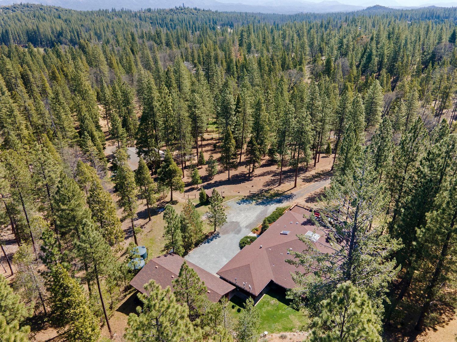 Coulterville, California, 95311, United States, 3 Bedrooms Bedrooms, ,5 BathroomsBathrooms,Residential,For Sale,1792557