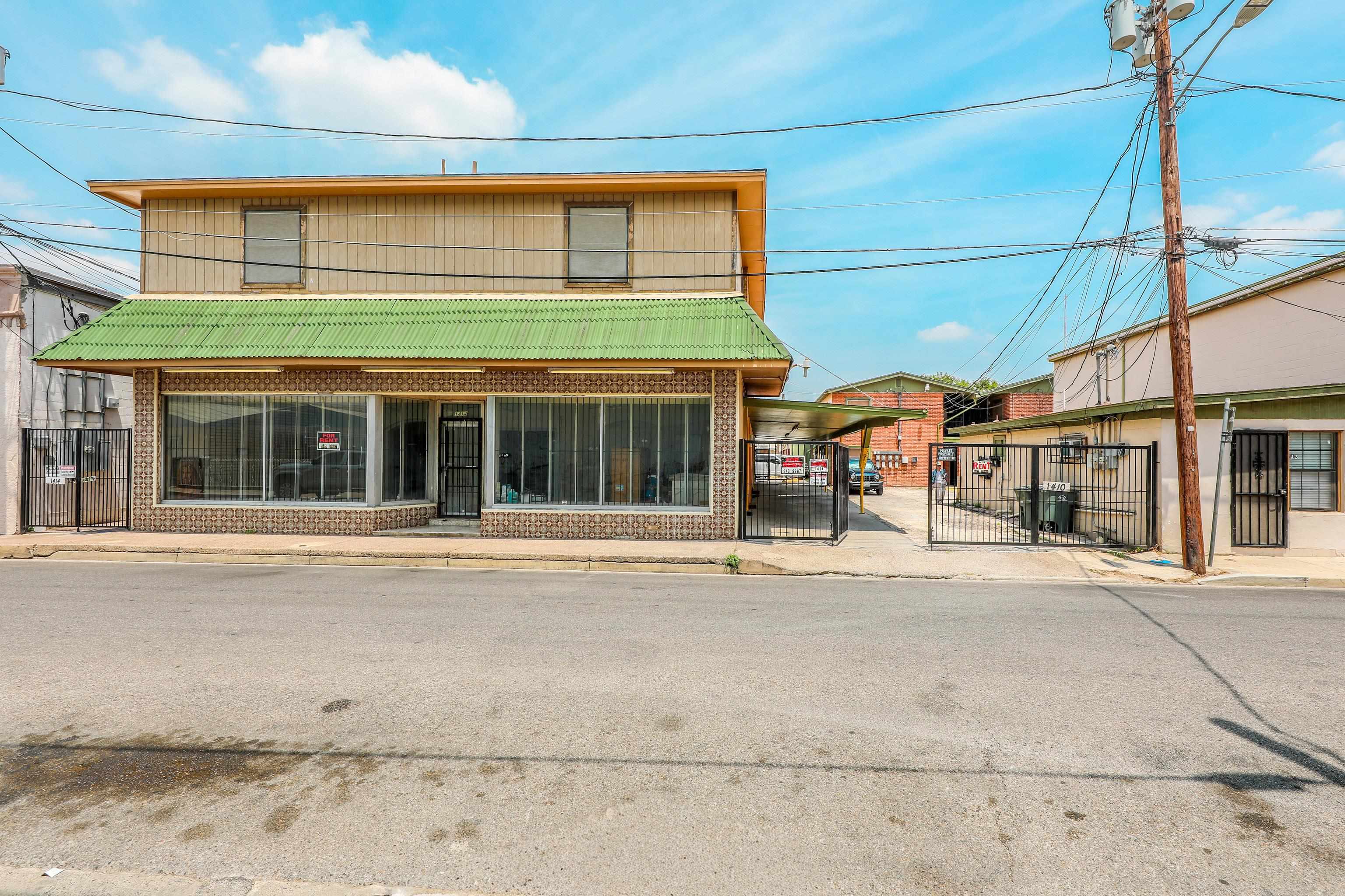 Laredo, Texas, 78040, United States, ,Residential,For Sale,1933495