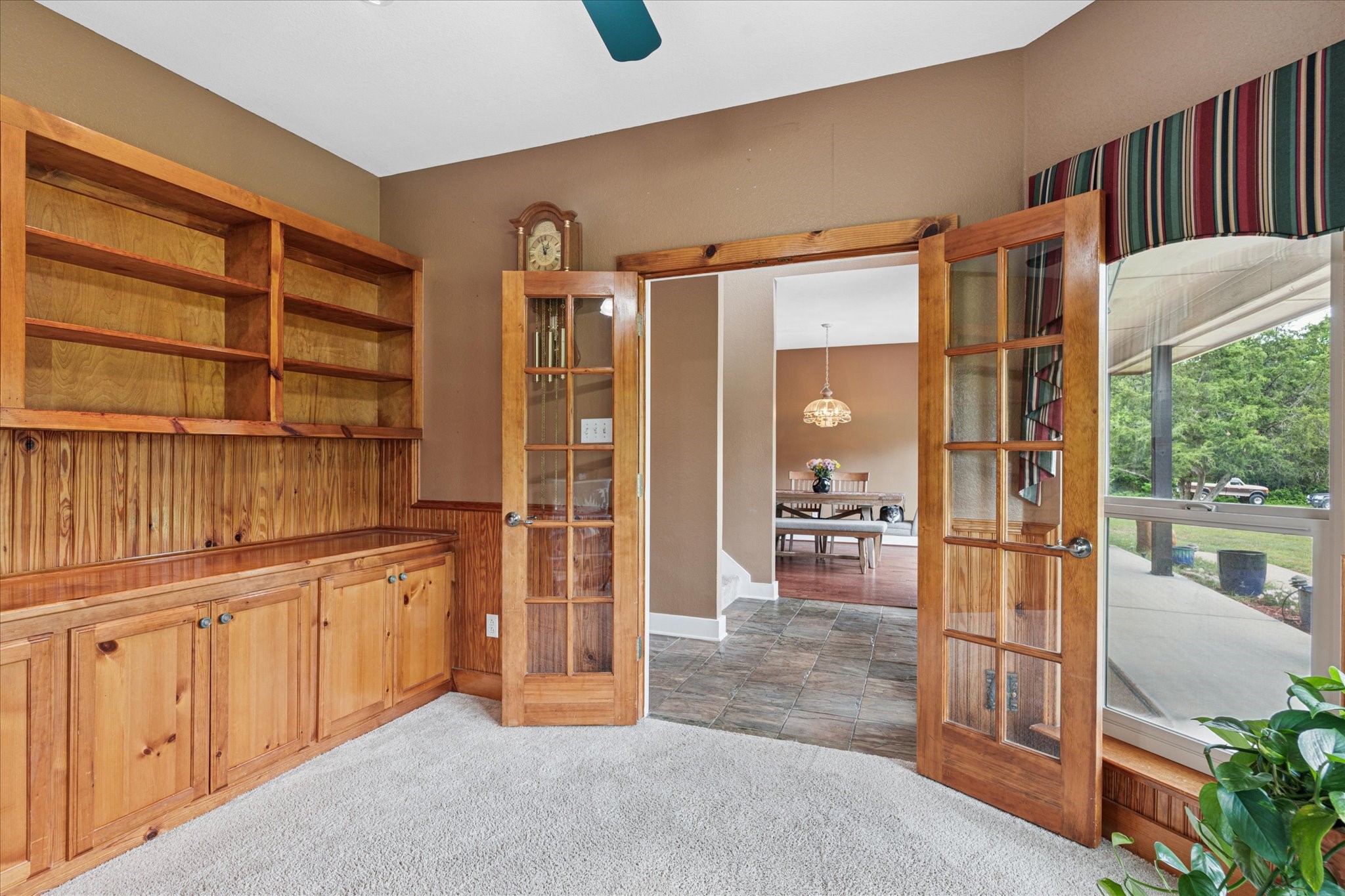 Midlothian, Texas, 76065, United States, 3 Bedrooms Bedrooms, ,4 BathroomsBathrooms,Residential,For Sale,1793428