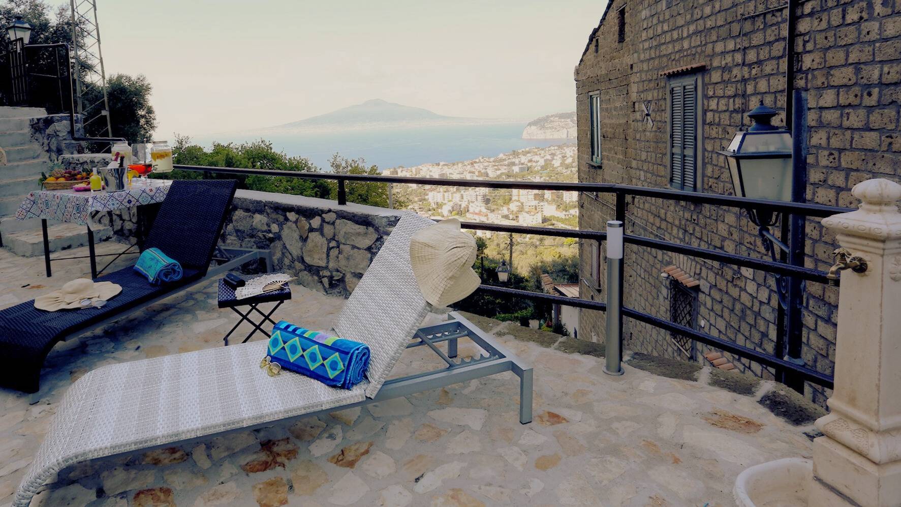 Sorrento, Napoli, 80067, IT, 2 Bedrooms Bedrooms, ,2 BathroomsBathrooms,Residential,For Sale,1829517