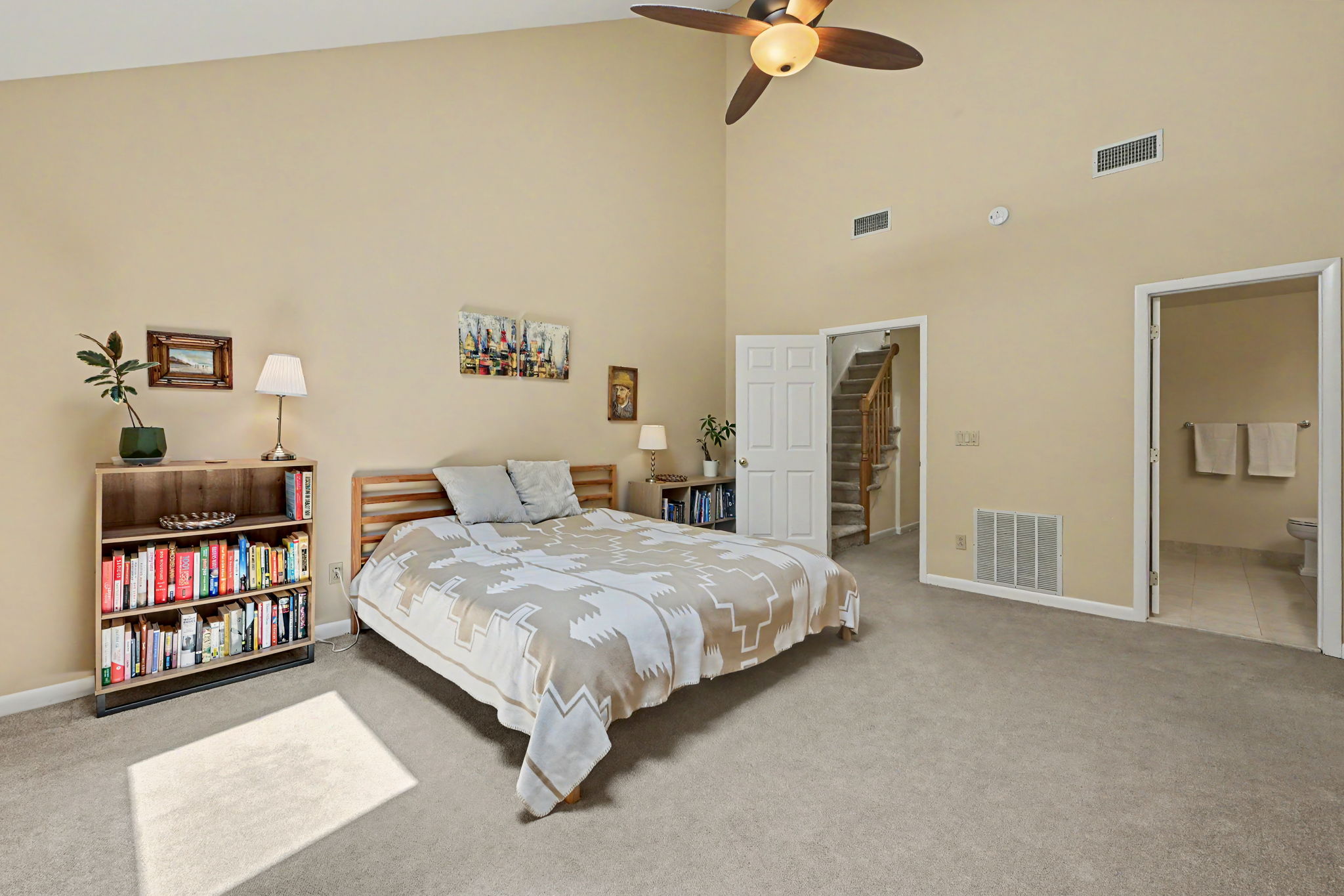  2435 Bedford Street - 物件實景