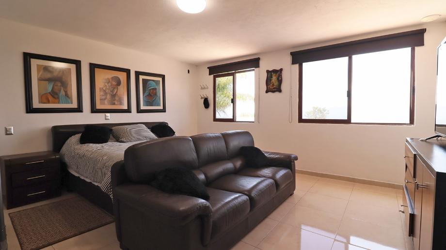 Morelia, Michoacán de Ocampo, 58337, Mexico, 16 Bedrooms Bedrooms, ,14 BathroomsBathrooms,Residential,For Sale,1850325