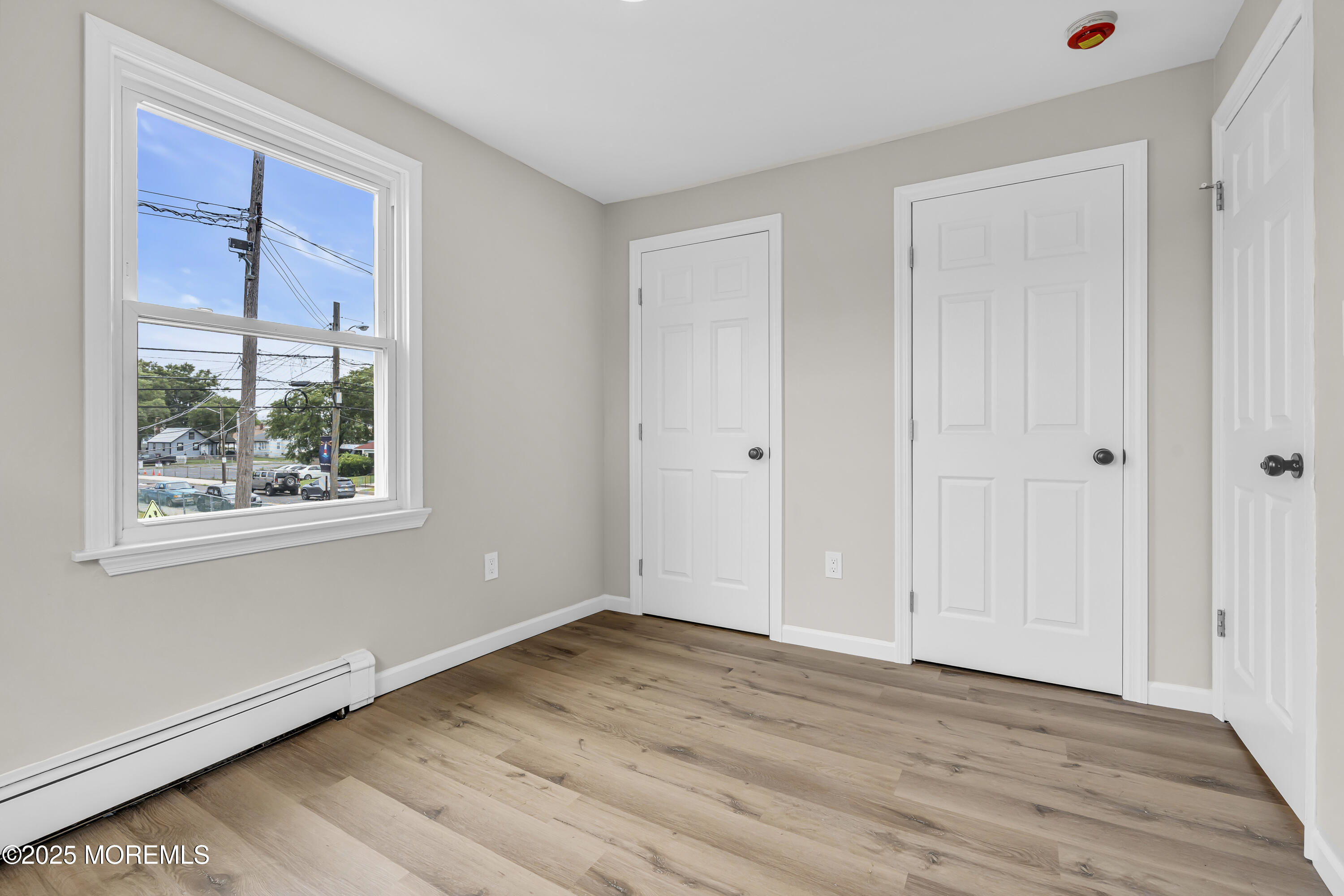 Keansburg, New Jersey, 07734, United States, ,Residential,For Sale,1976906