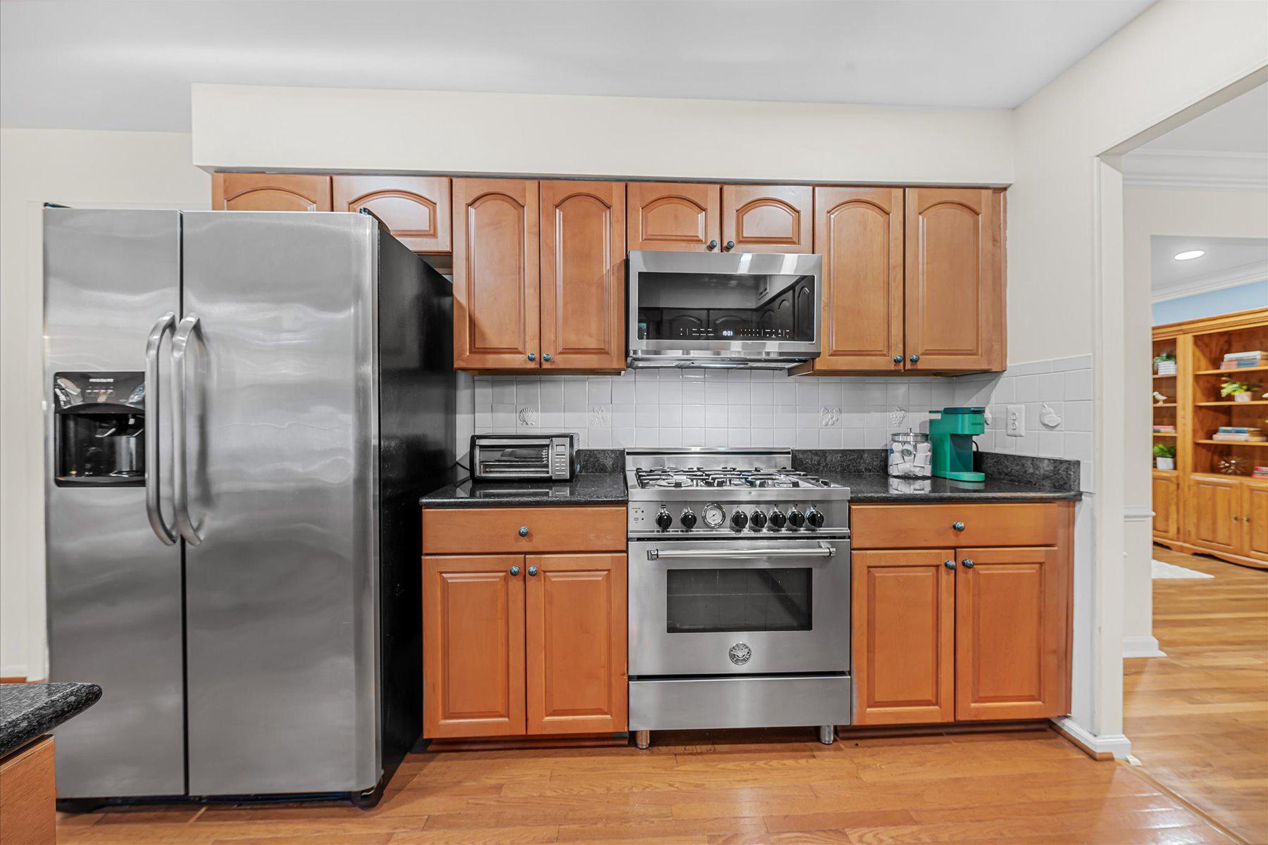  11152 Powder Horn Drive, Potomac, MD, 20854 - 物件實景